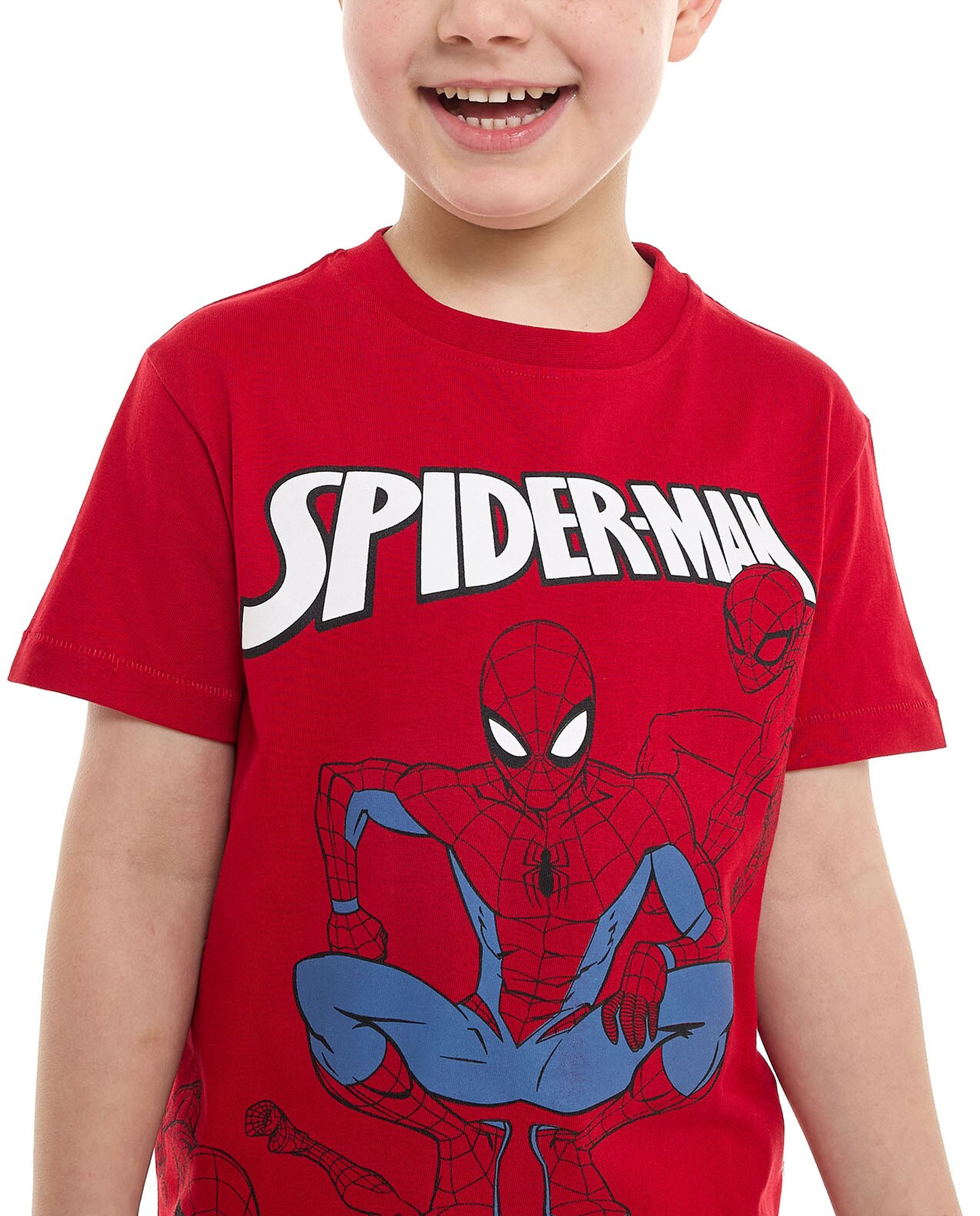 تيشيرت برقبة دائرية وأكمام قصيرة