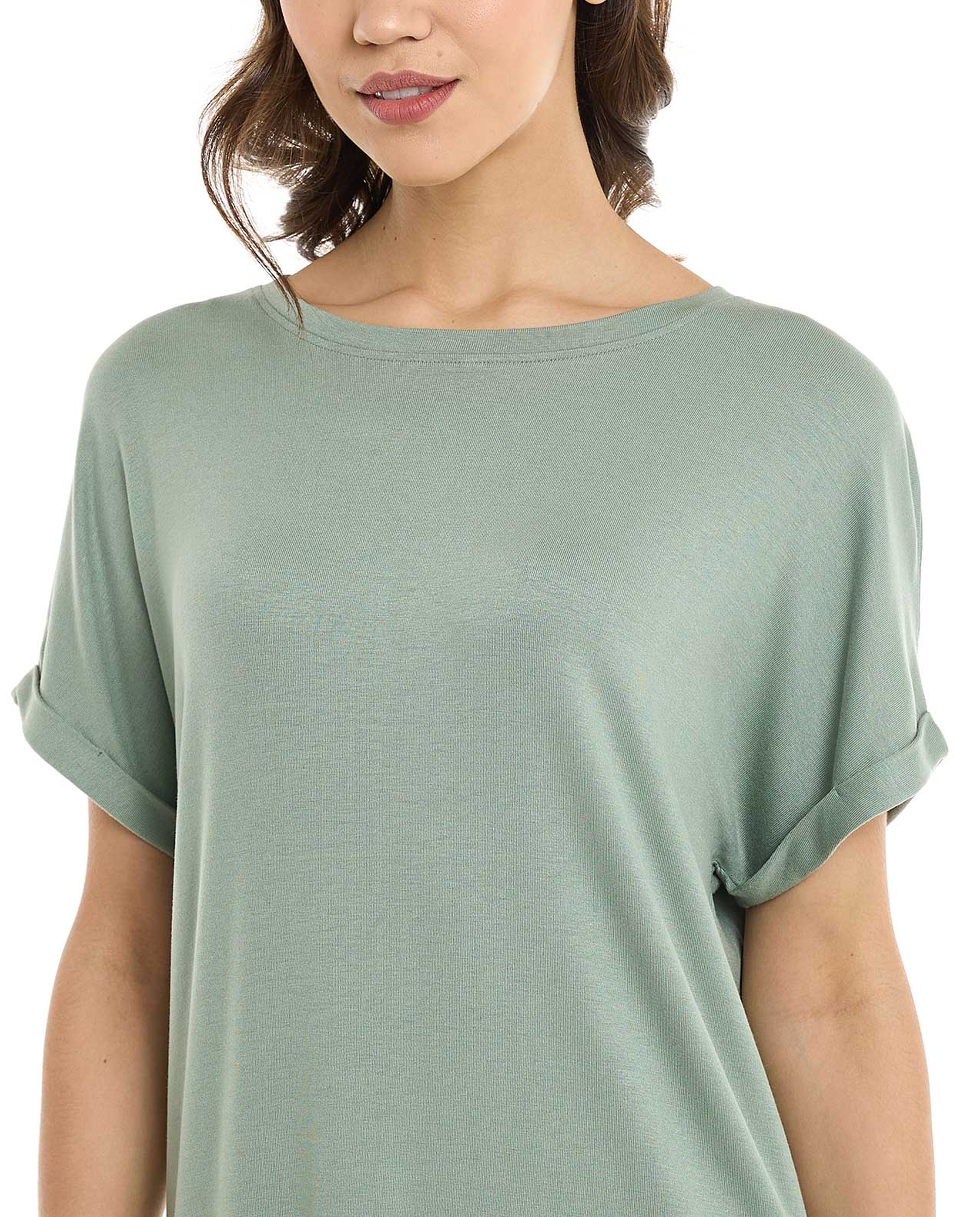 Solid T-Shirt with Round Neck and Short Sleeves