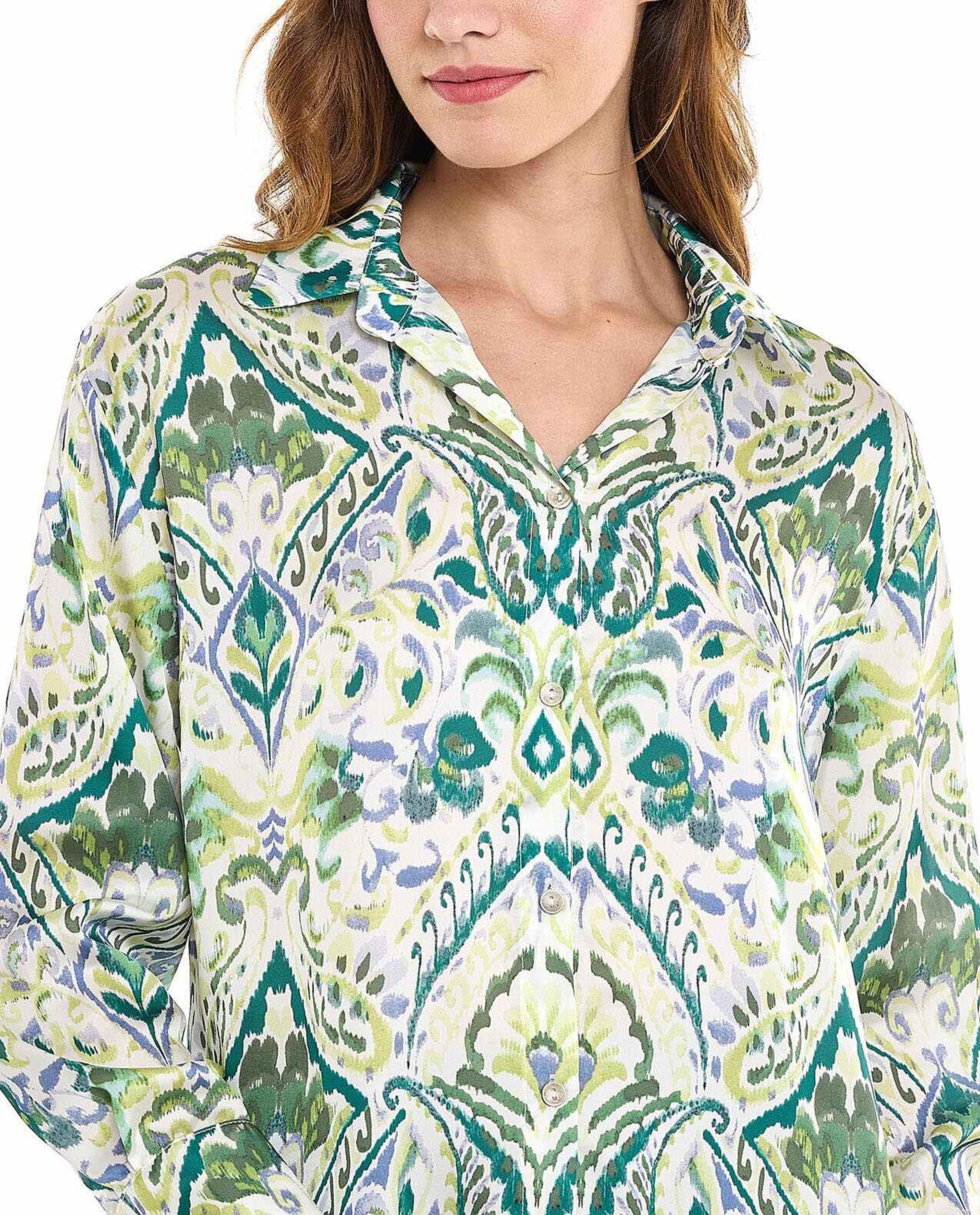 Patterned Shirt with Spread Collar and Long Sleeves