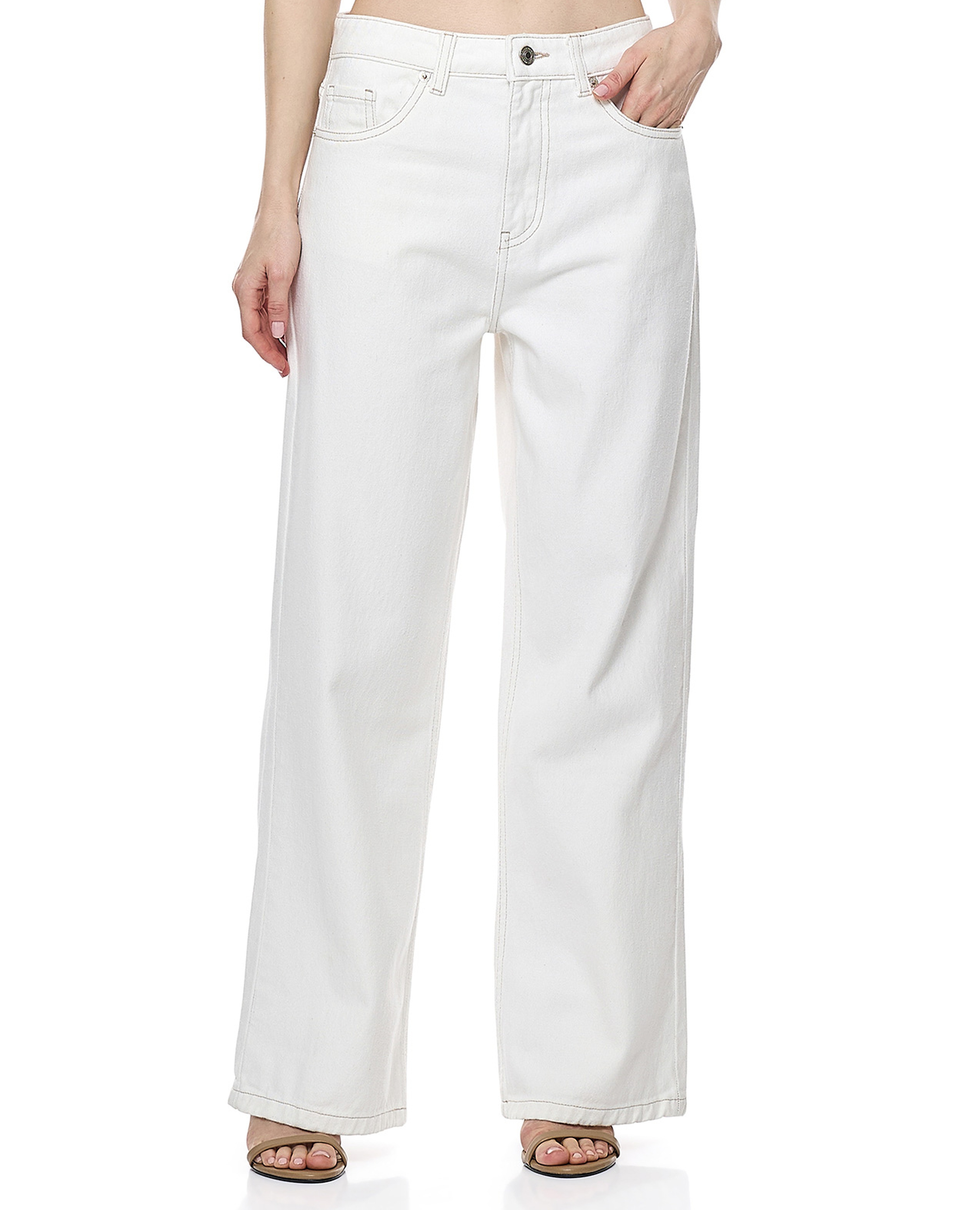Solid Wide Leg Jeans with Button Closure