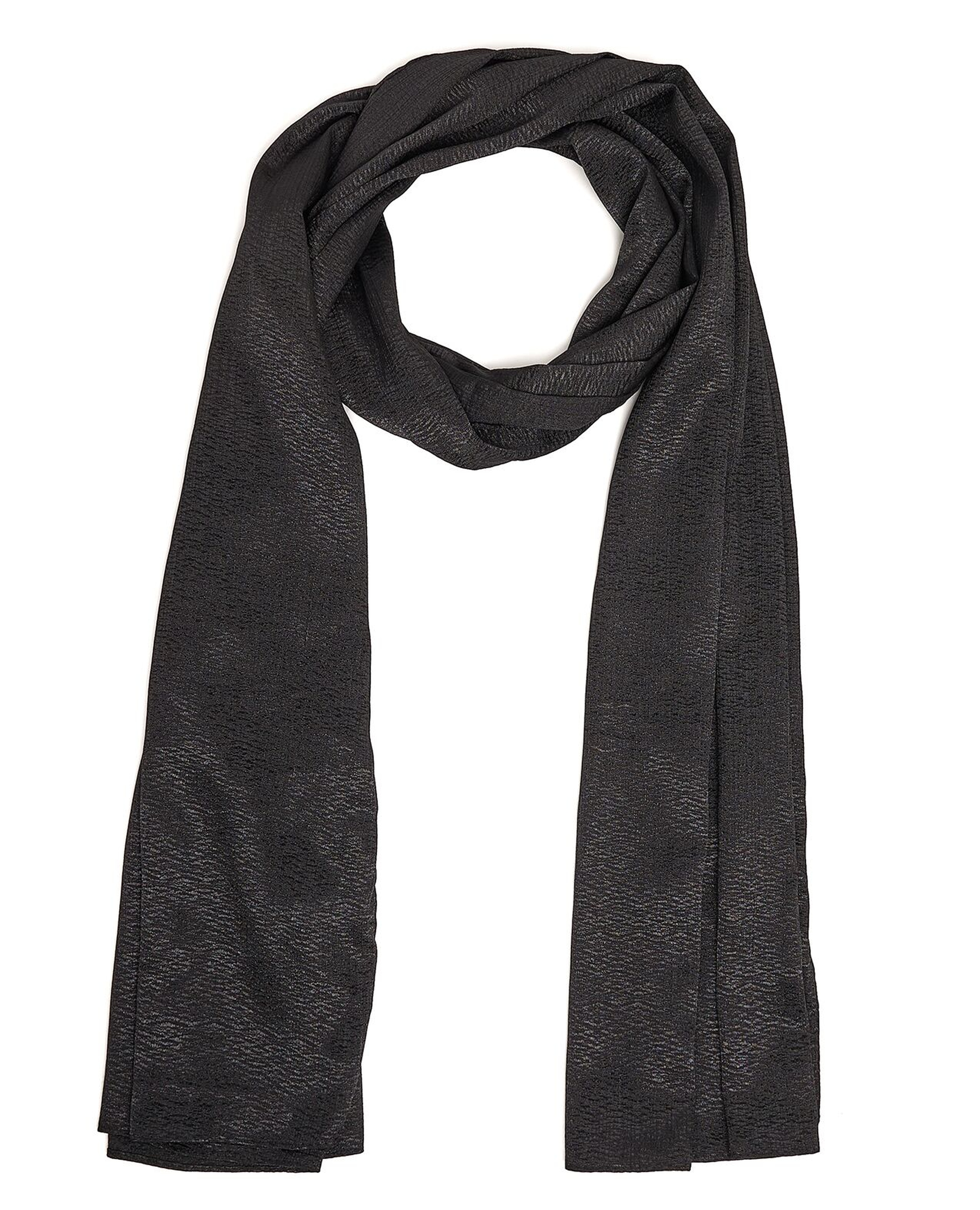 وشاح بنقشة متناسقة