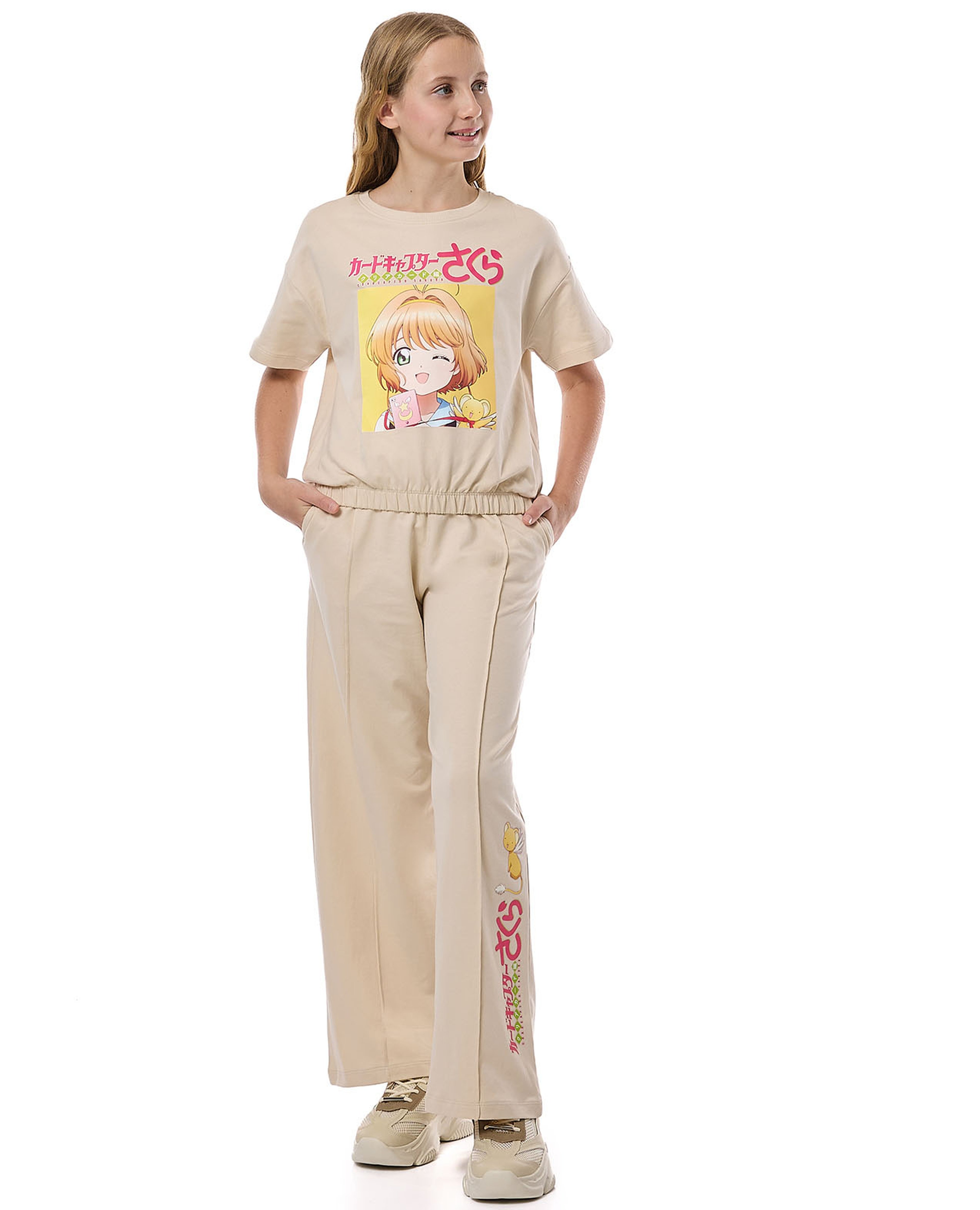 طقم ملابس بطبعة