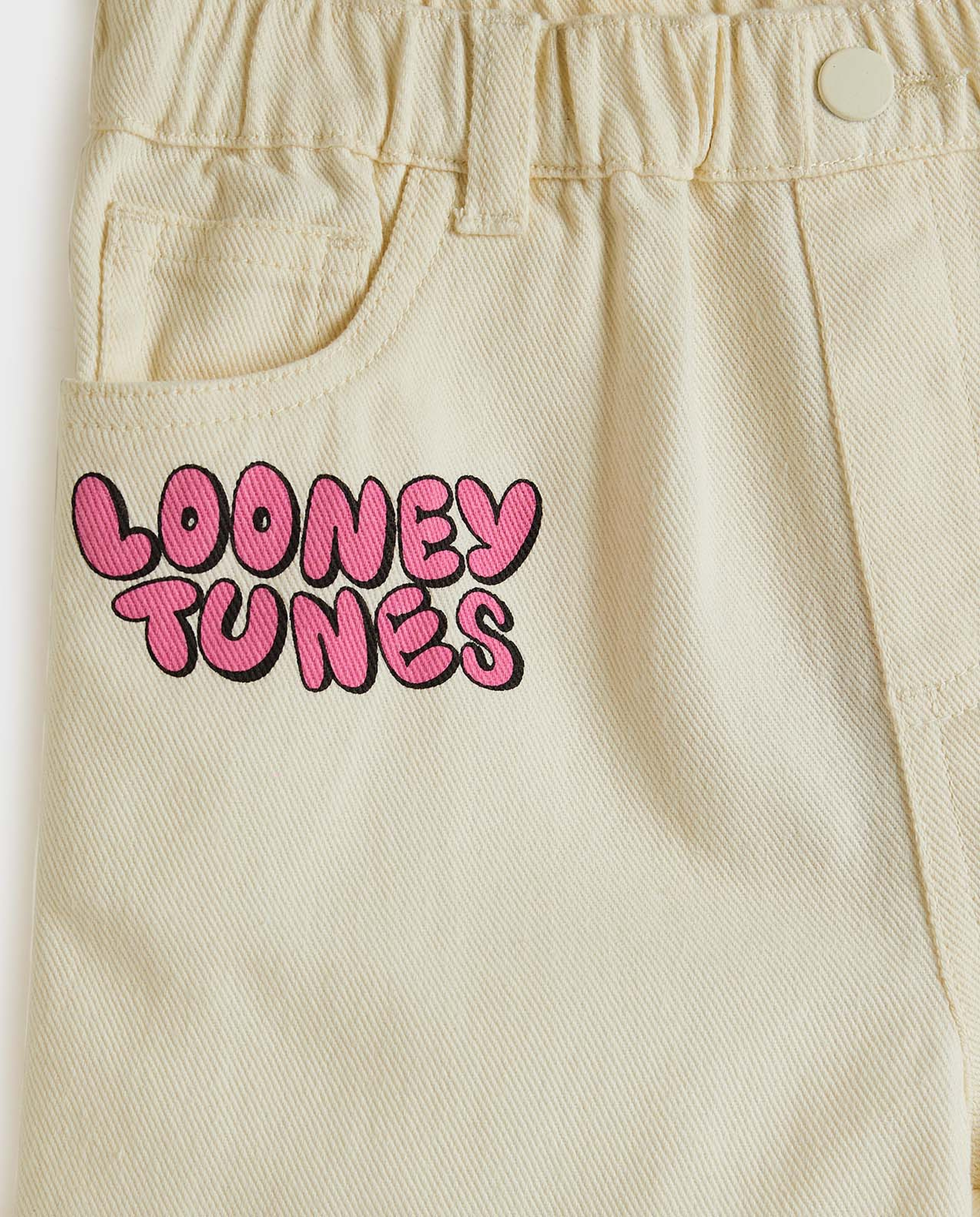 Looney Tunes Shorts with Elastic Waist