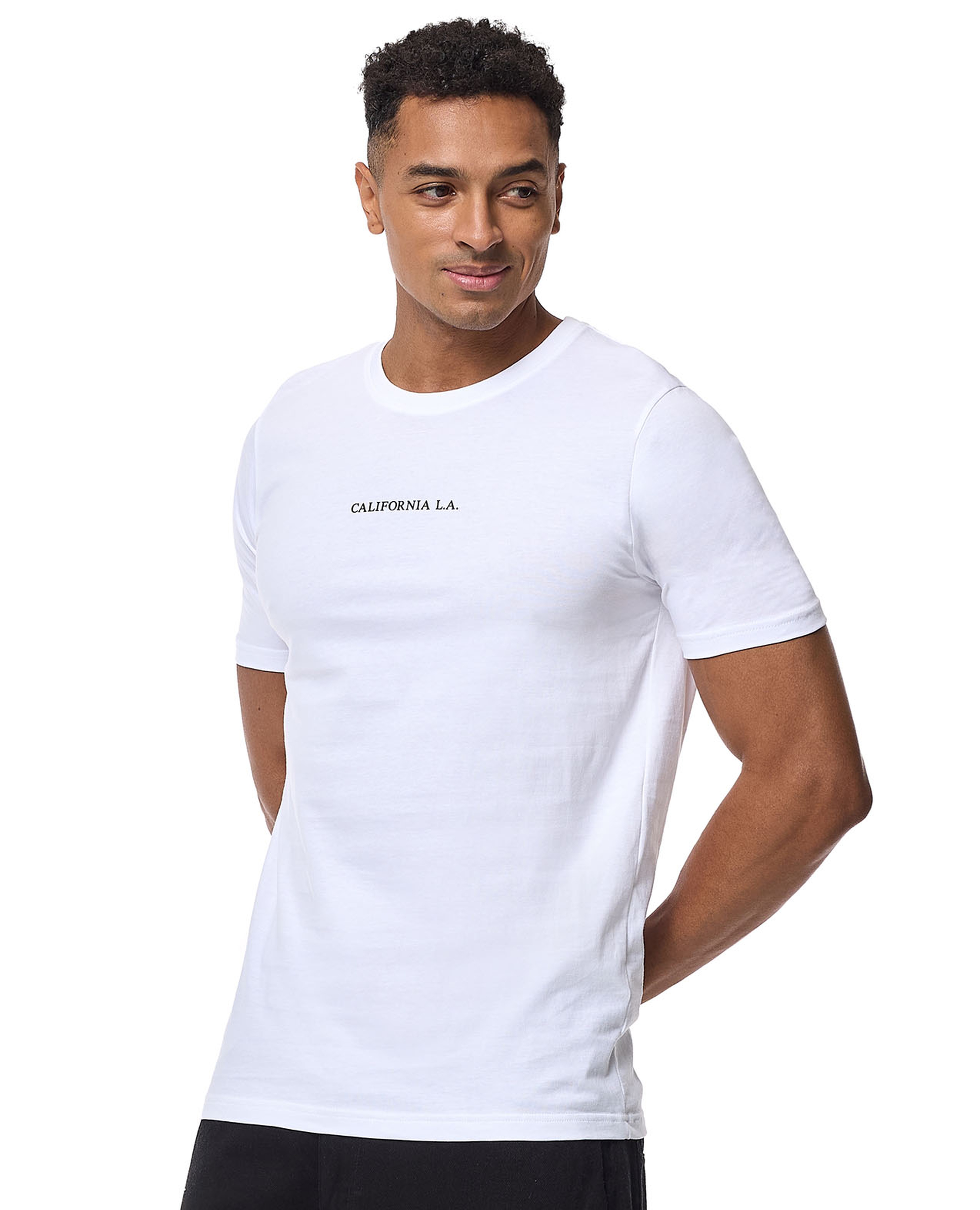 تيشيرت بطبعة بياقة مستديرة وأكمام قصيرة