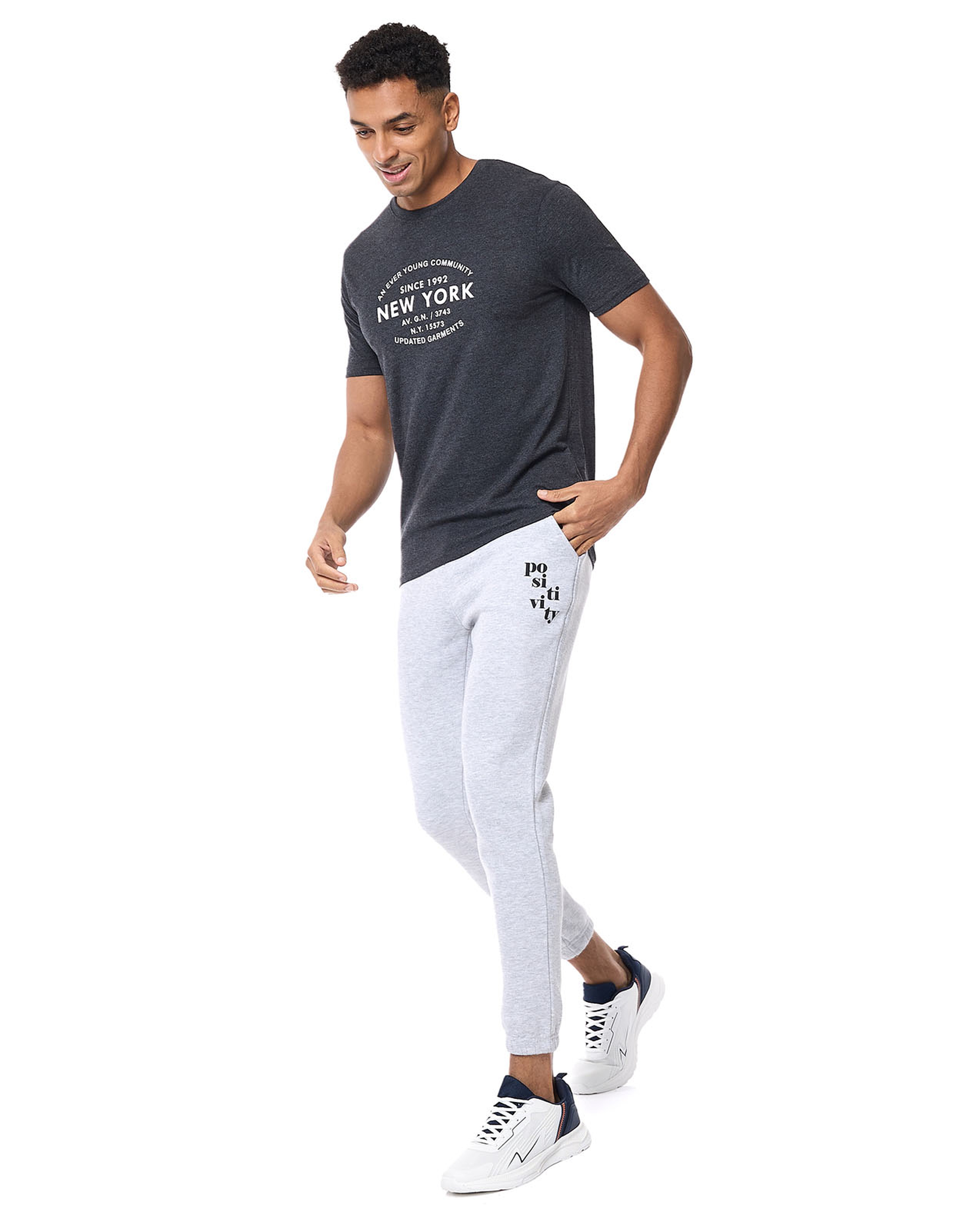 بنطال جوغر بطبعة برباط خصر