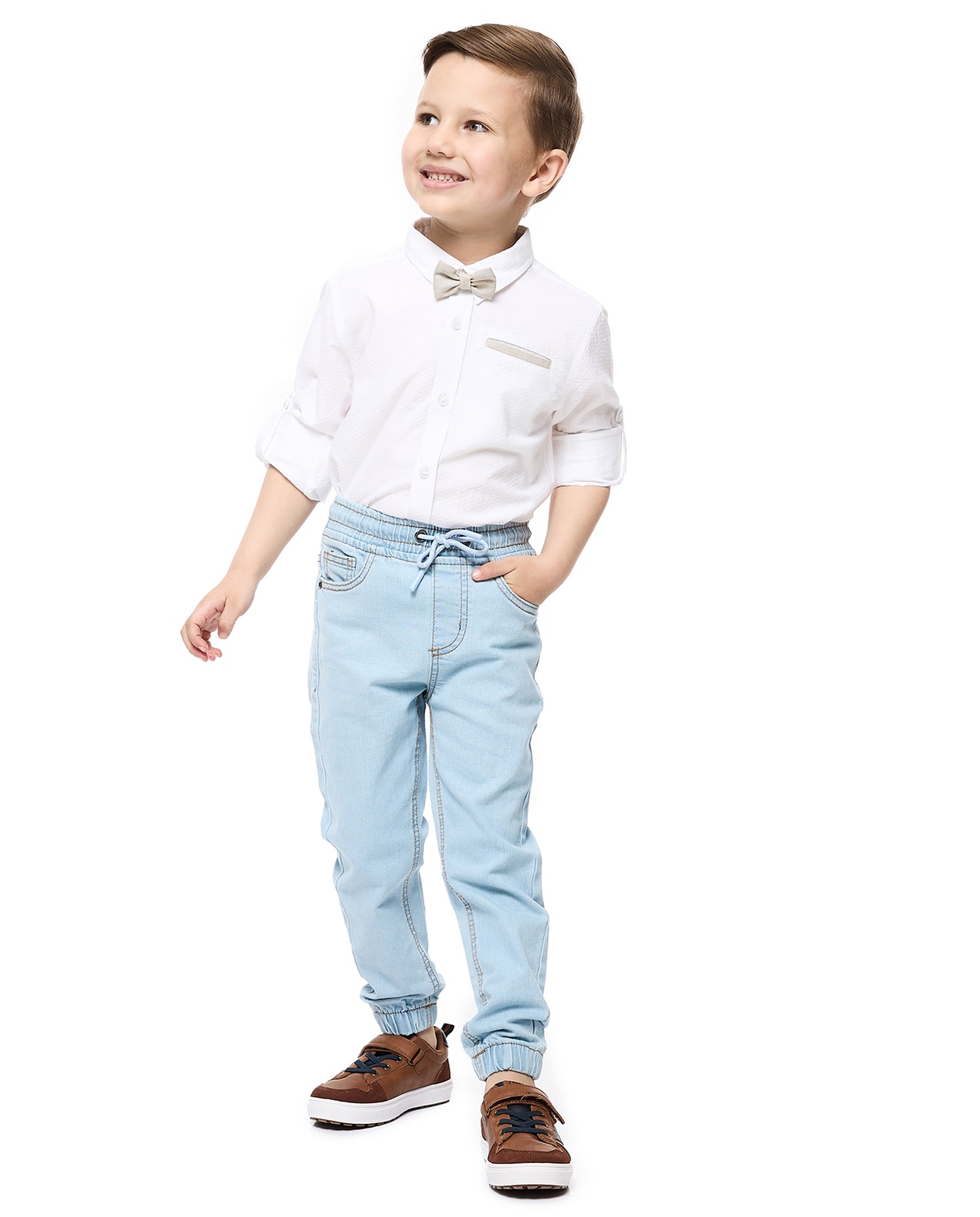 Solid Shirt with Classic Collar and Long Sleeves