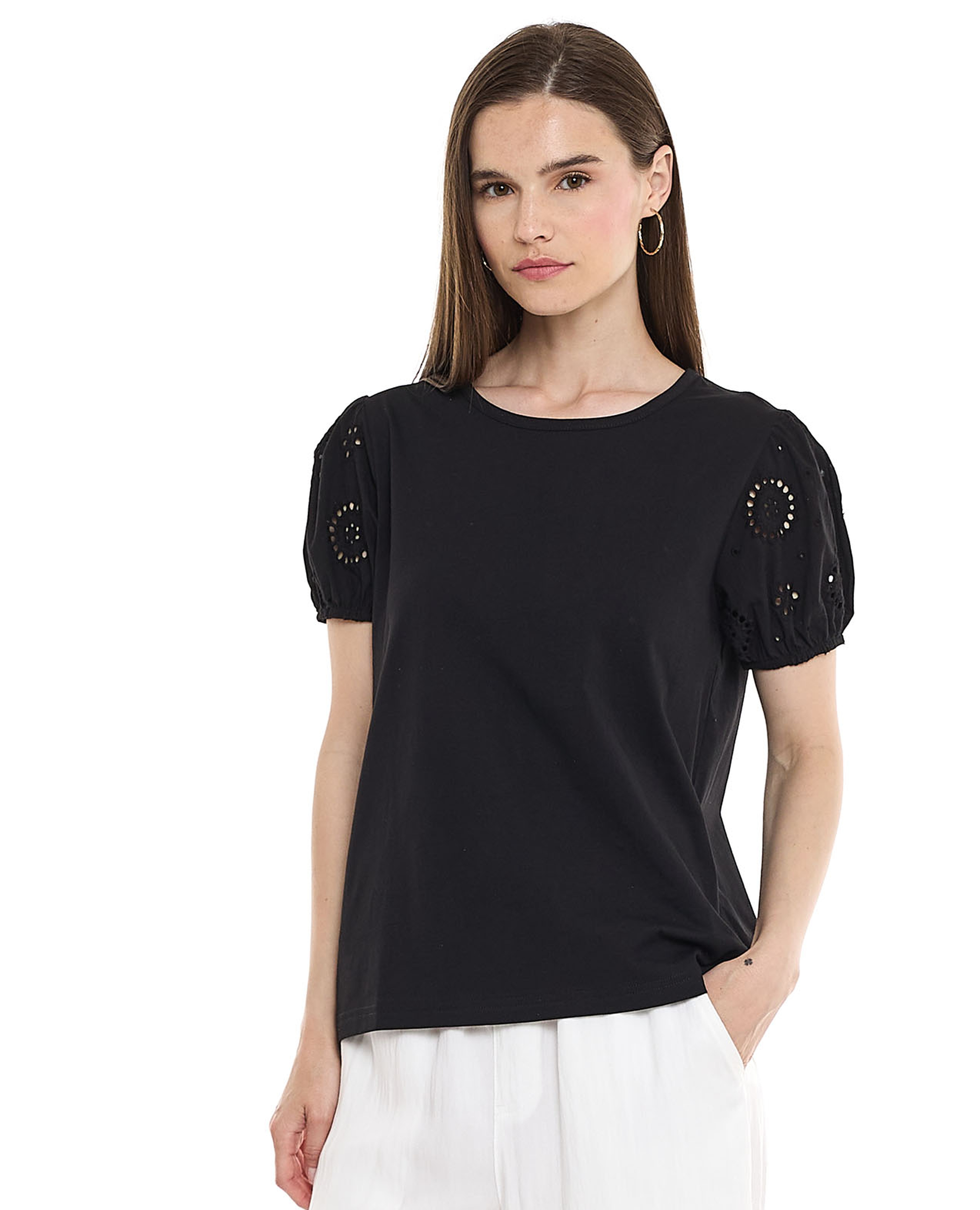 توب برقبة مستديرة وأكمام بالون