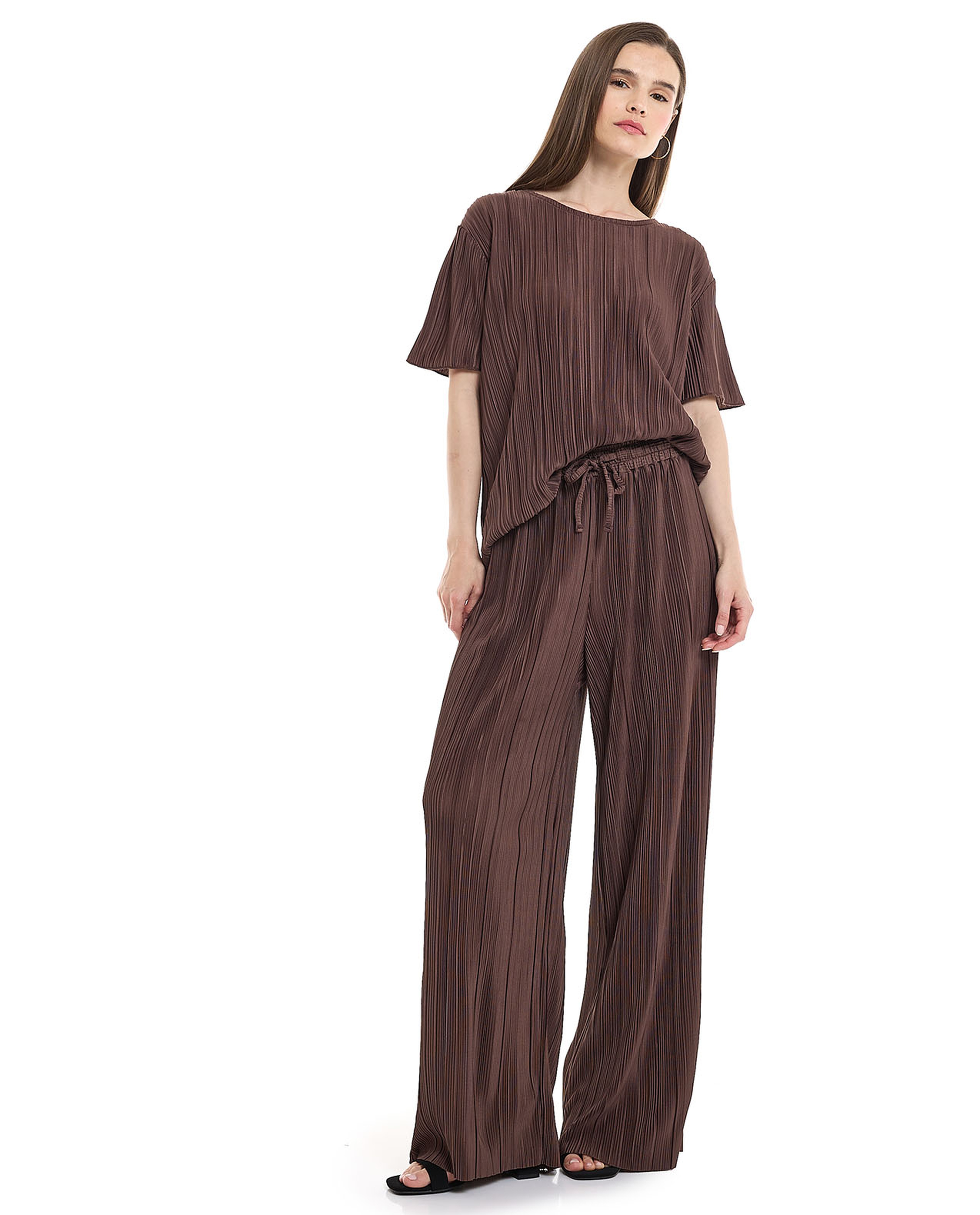 Pleated Top with Round Neck and Short Sleeves