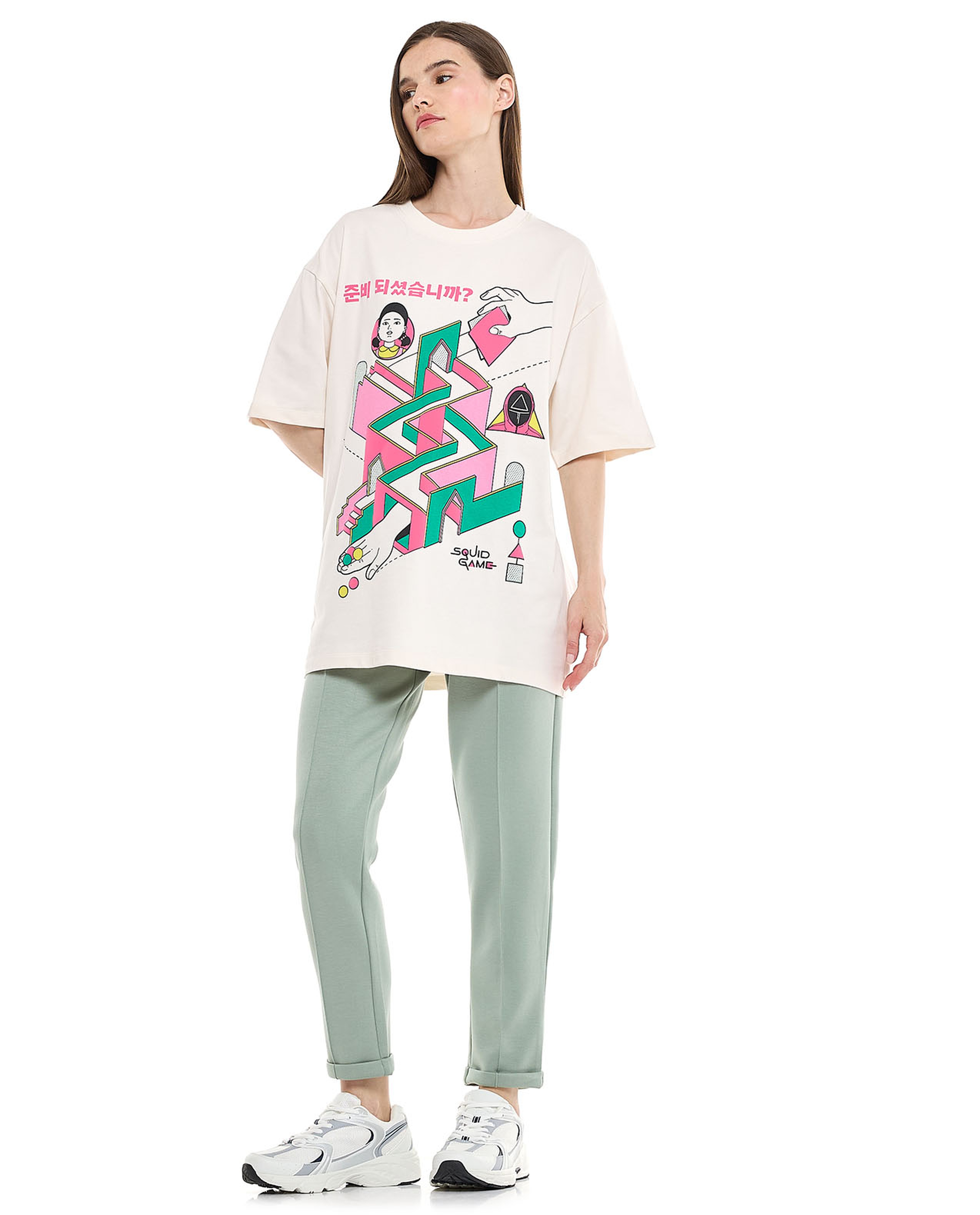 Graphic Print Oversized T-Shirt with Crew Neck and Short Sleeves