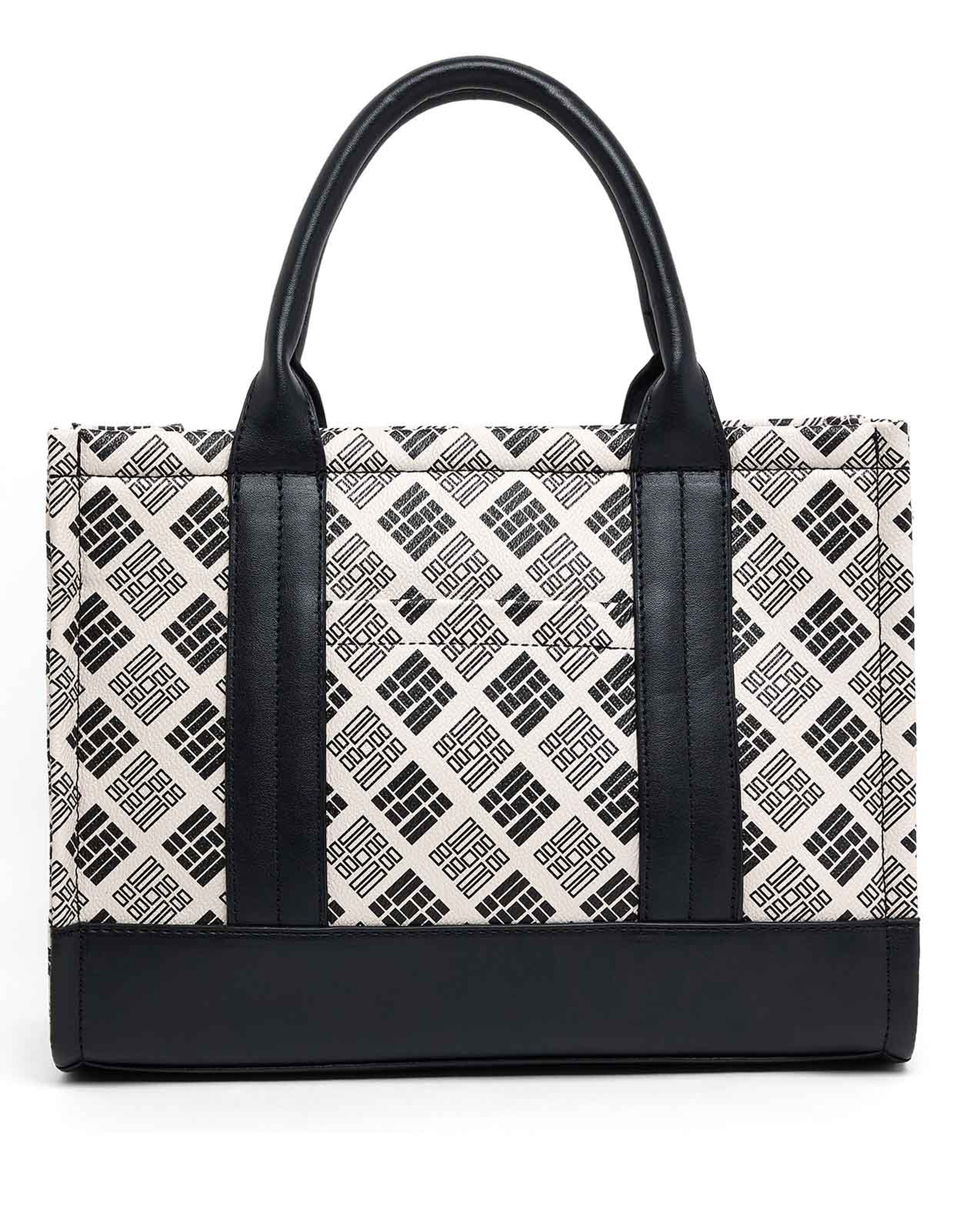 حقيبة توت بنقشة