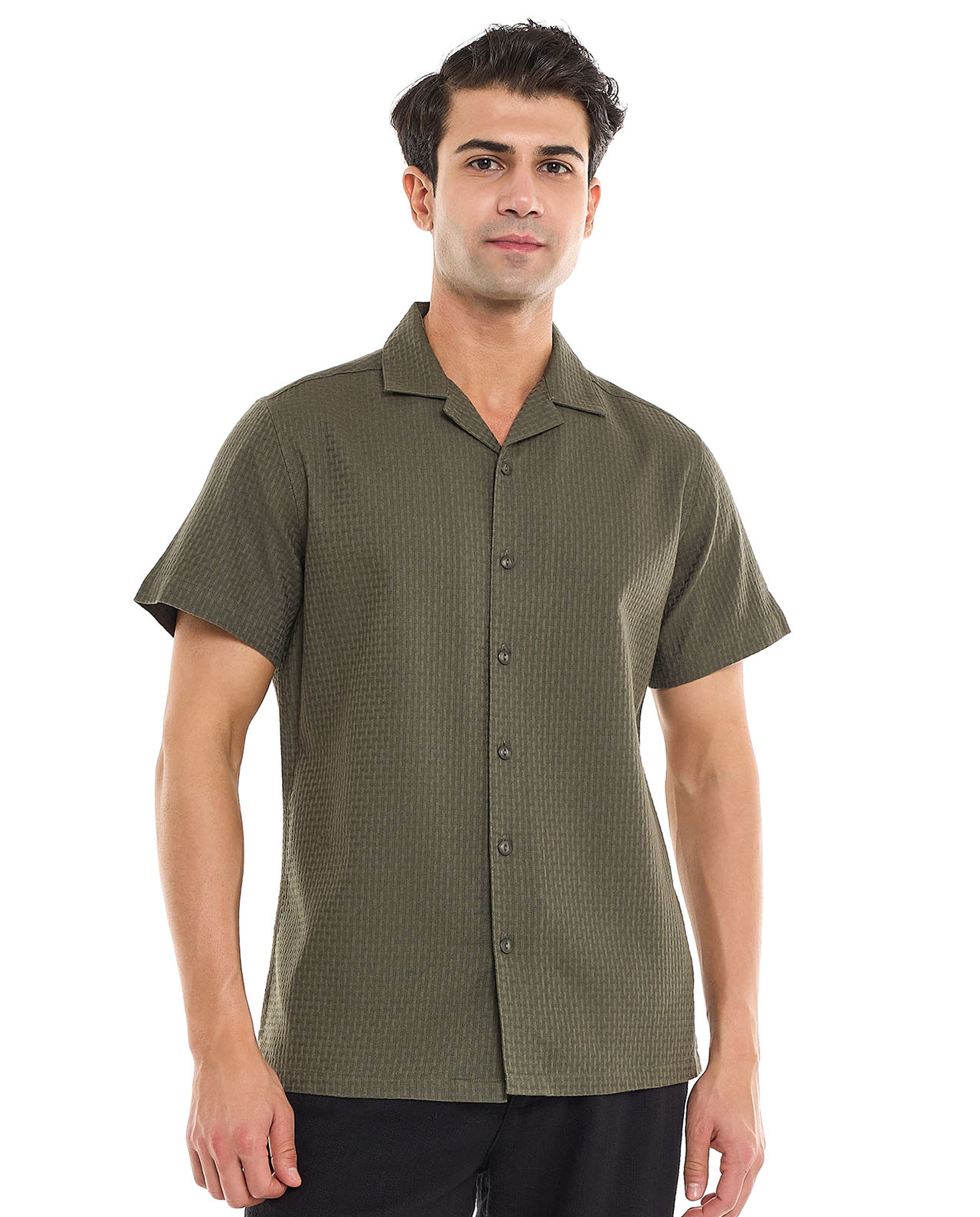 Solid Shirt With Revere Collar and Short Sleeves
