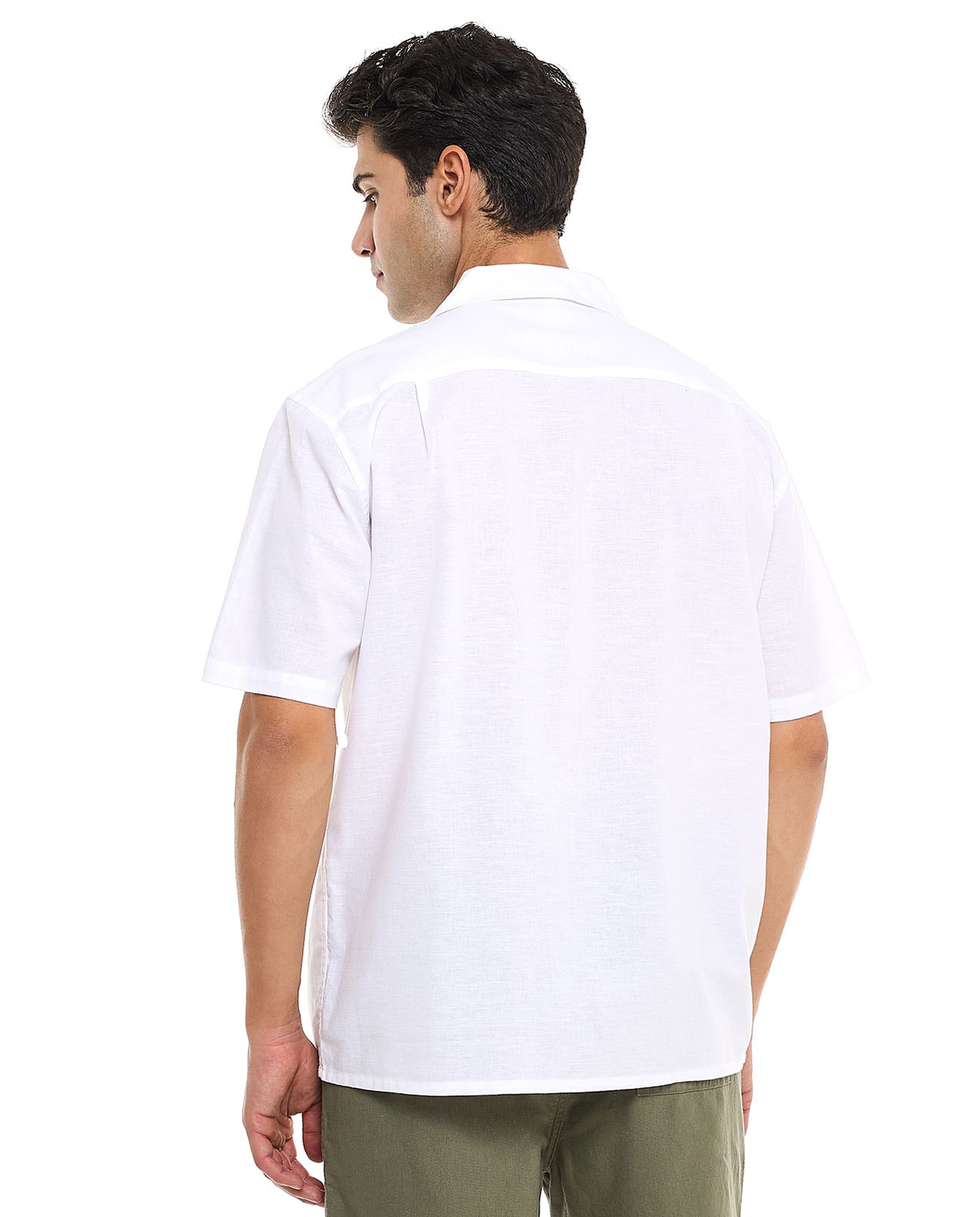 Solid Shirt With Spread Collar and Short Sleeves