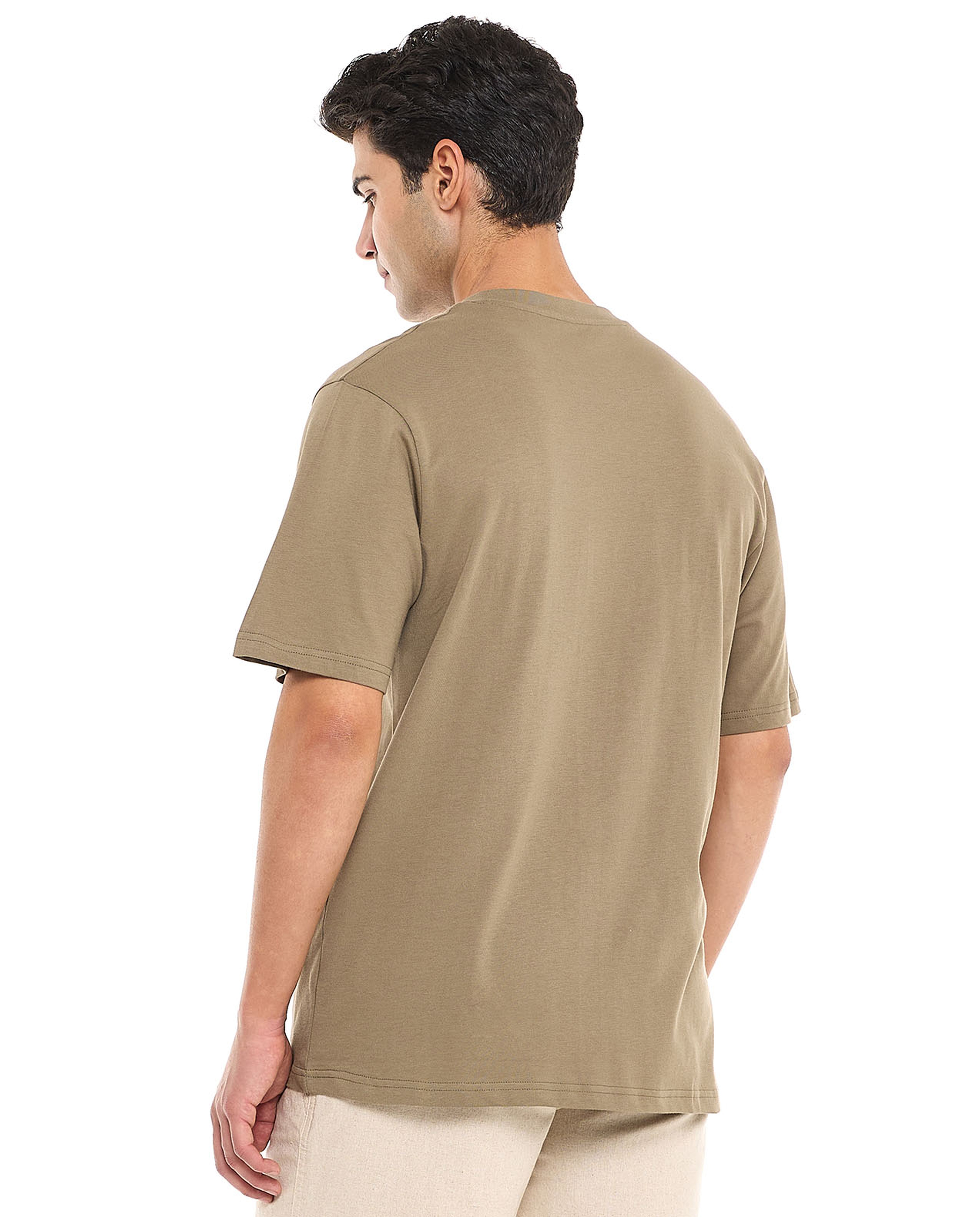 Typography Print T-Shirt With Crew Neck and Short Sleeves