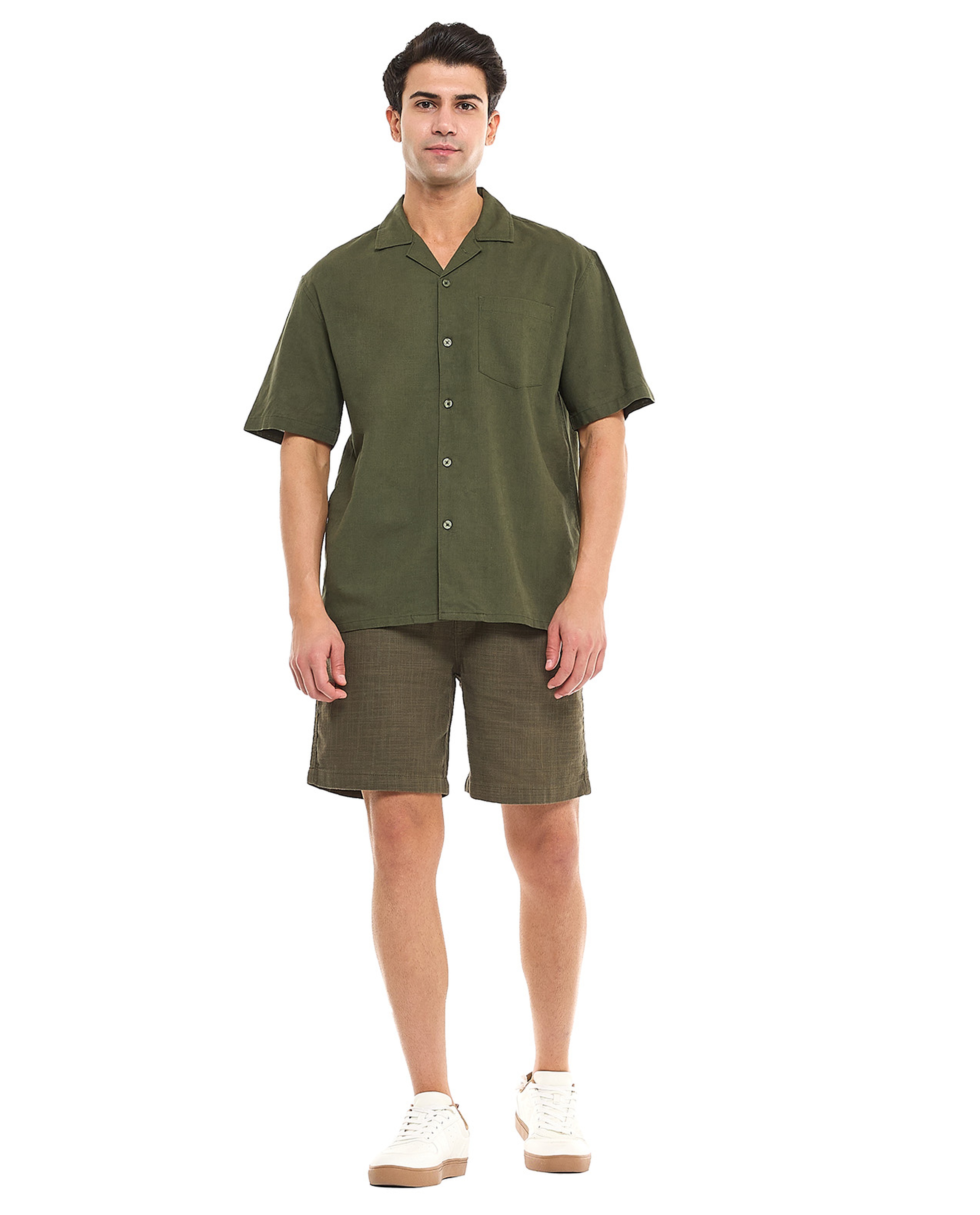 Solid Shirt With Spread Collar and Short Sleeves