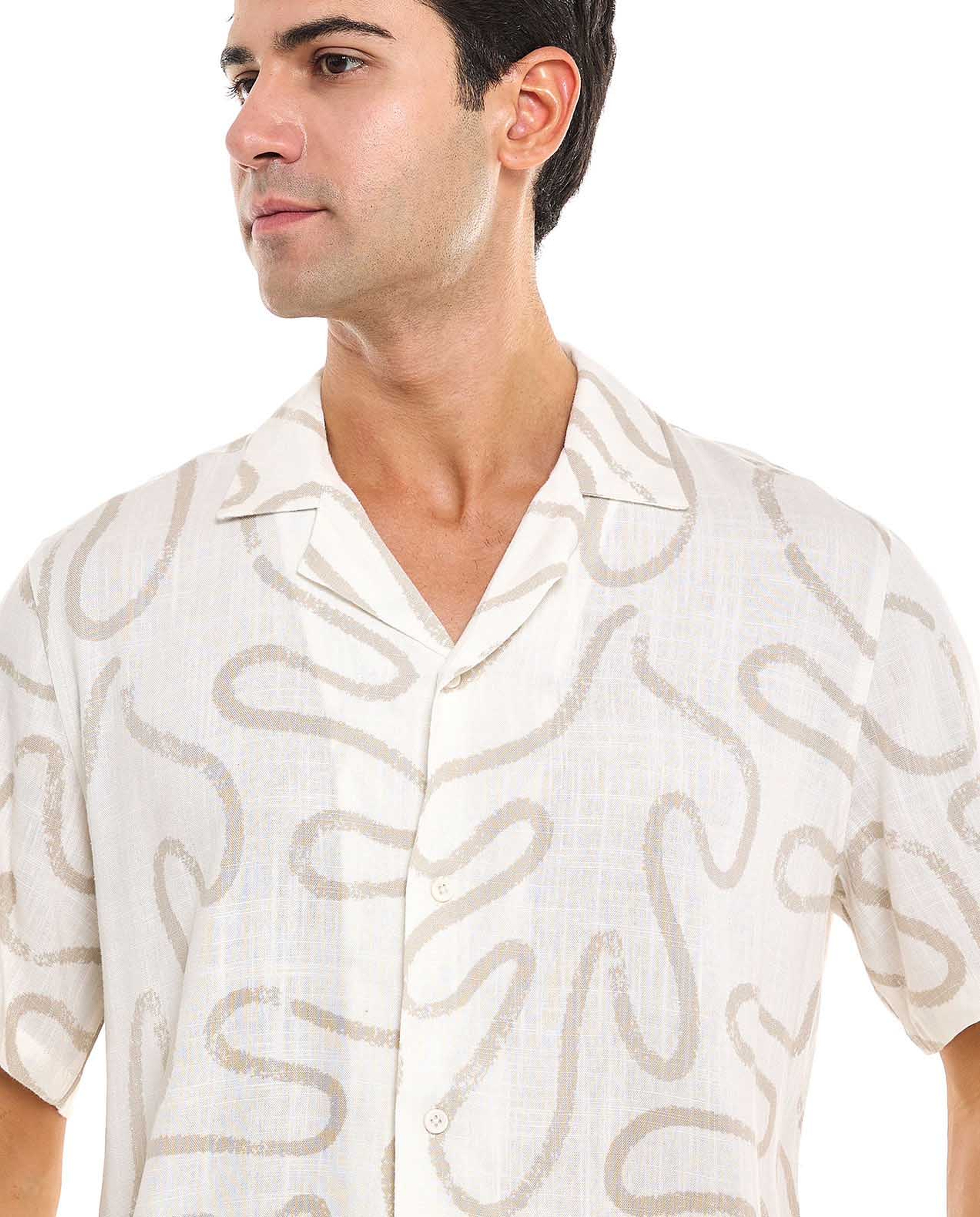 Patterned Shirt With Revere Collar and Short Sleeves