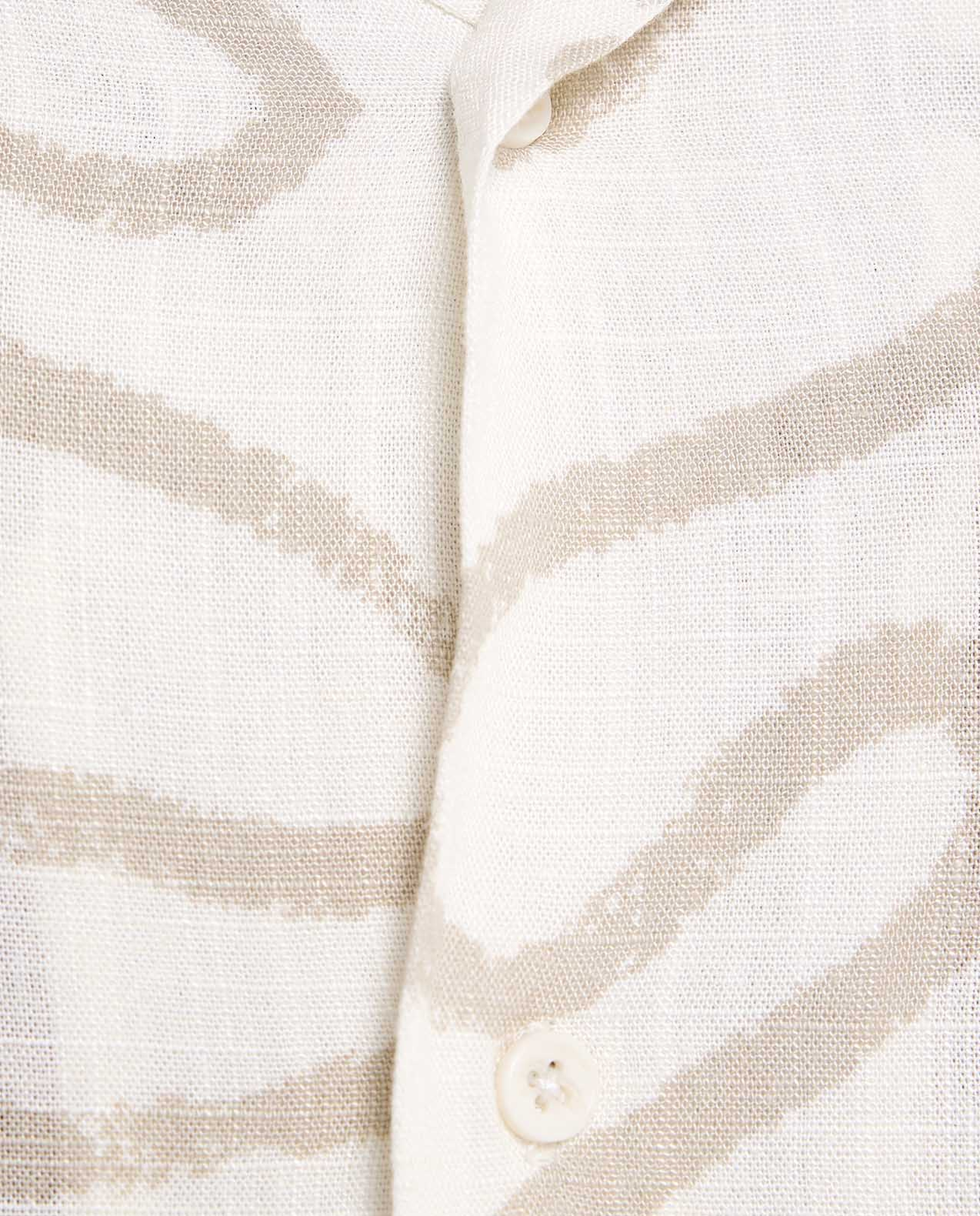 Patterned Shirt With Revere Collar and Short Sleeves