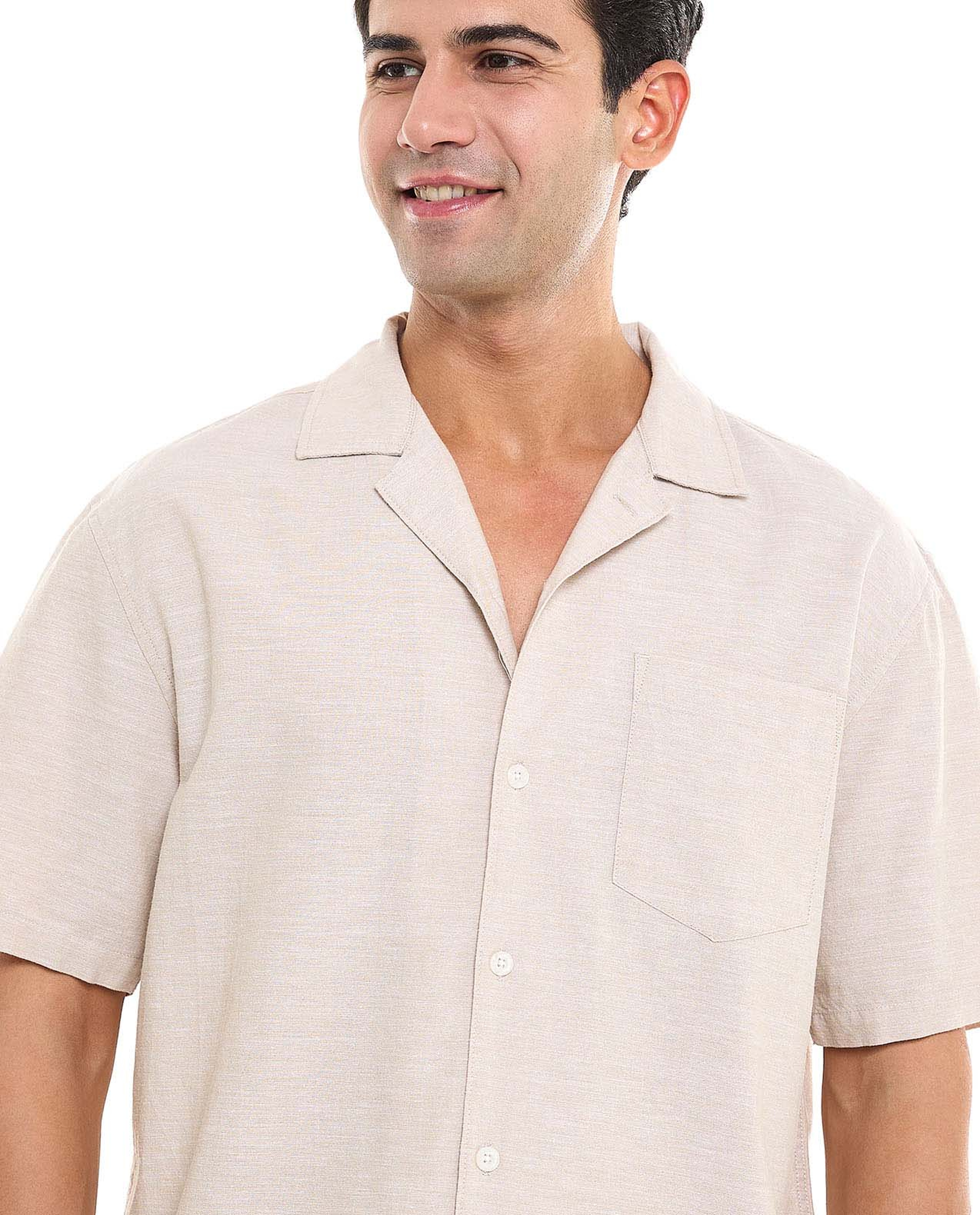 Solid Shirt With Spread Collar and Short Sleeves