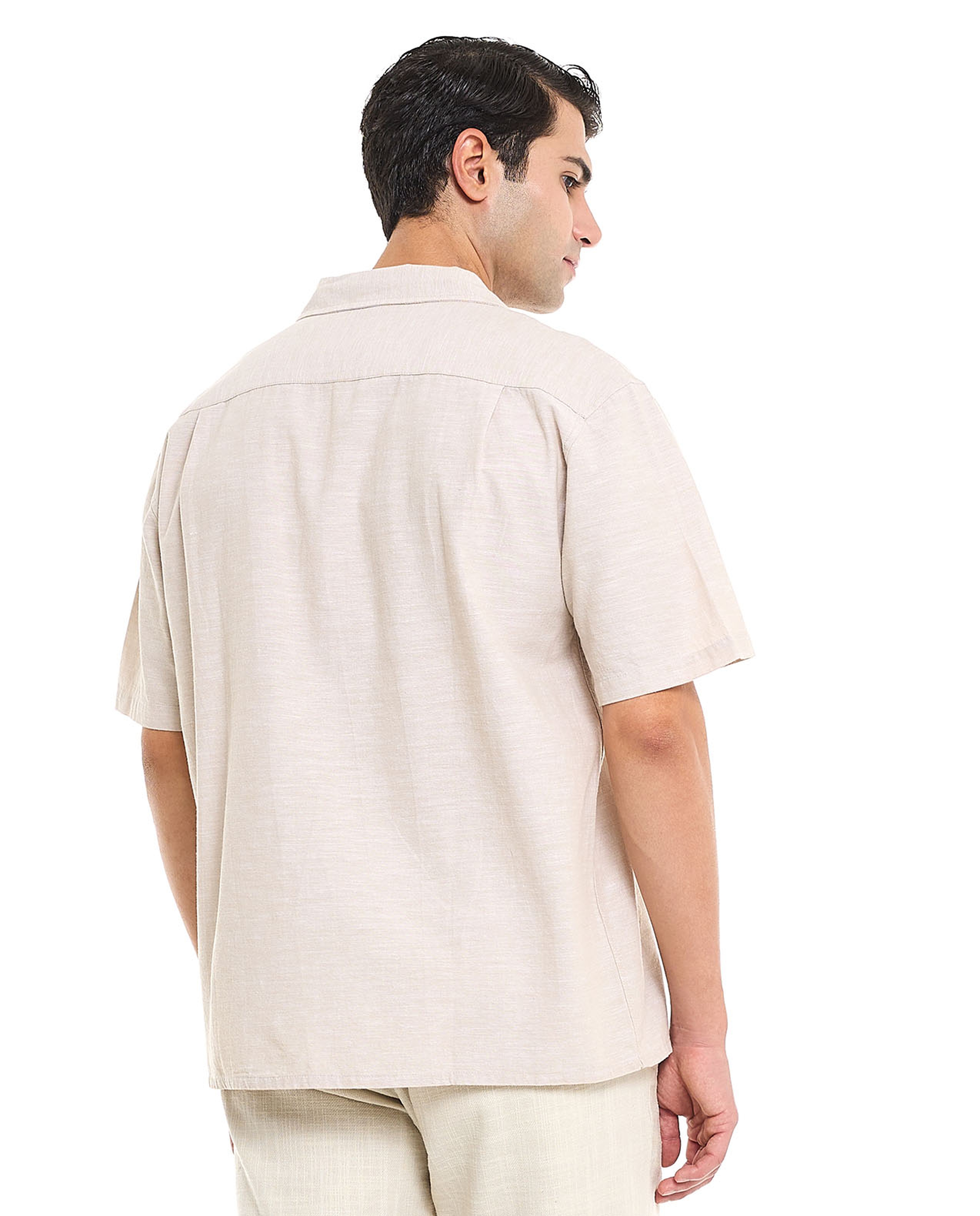 Solid Shirt With Spread Collar and Short Sleeves