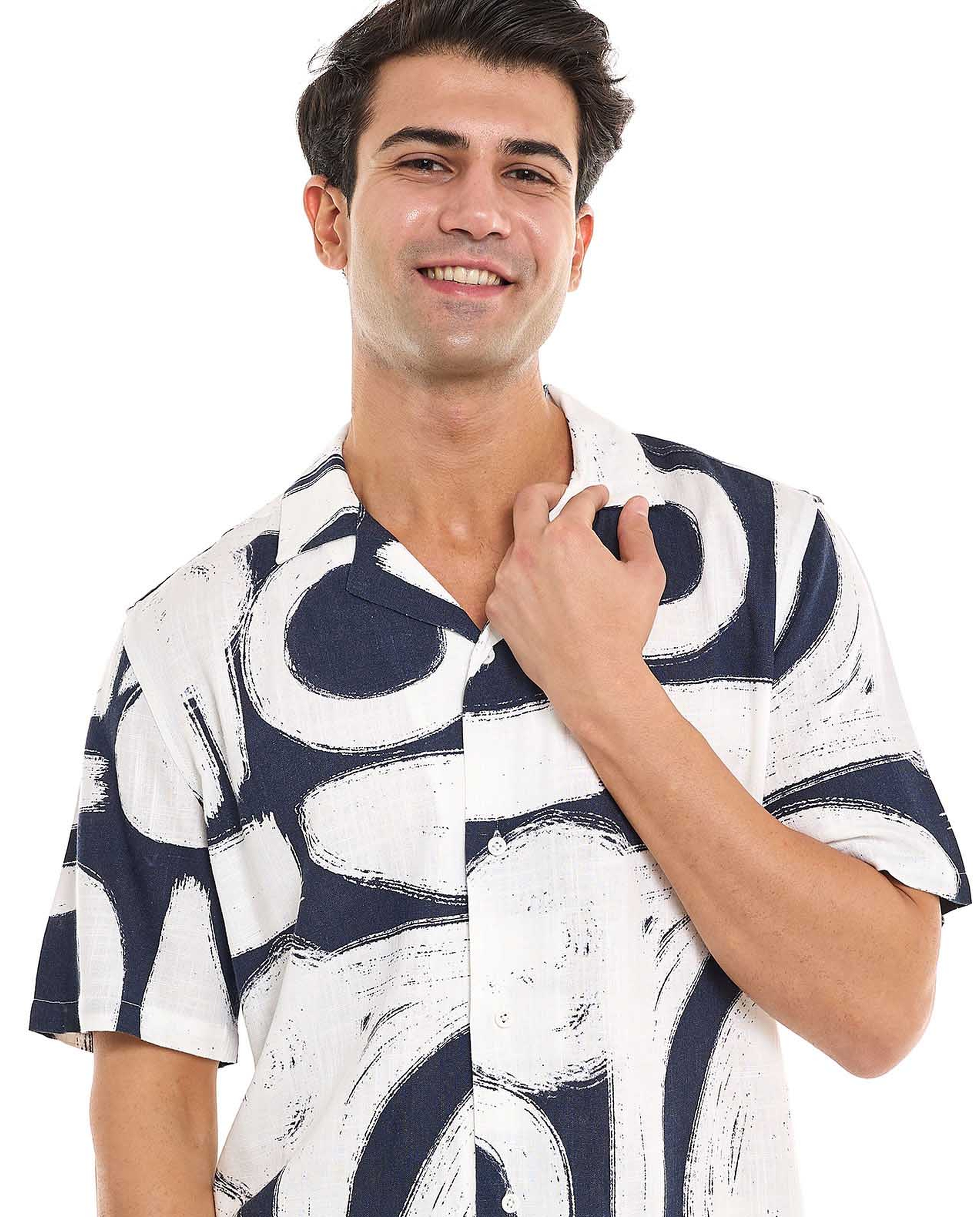 Patterned Shirt With Revere Collar and Short Sleeves