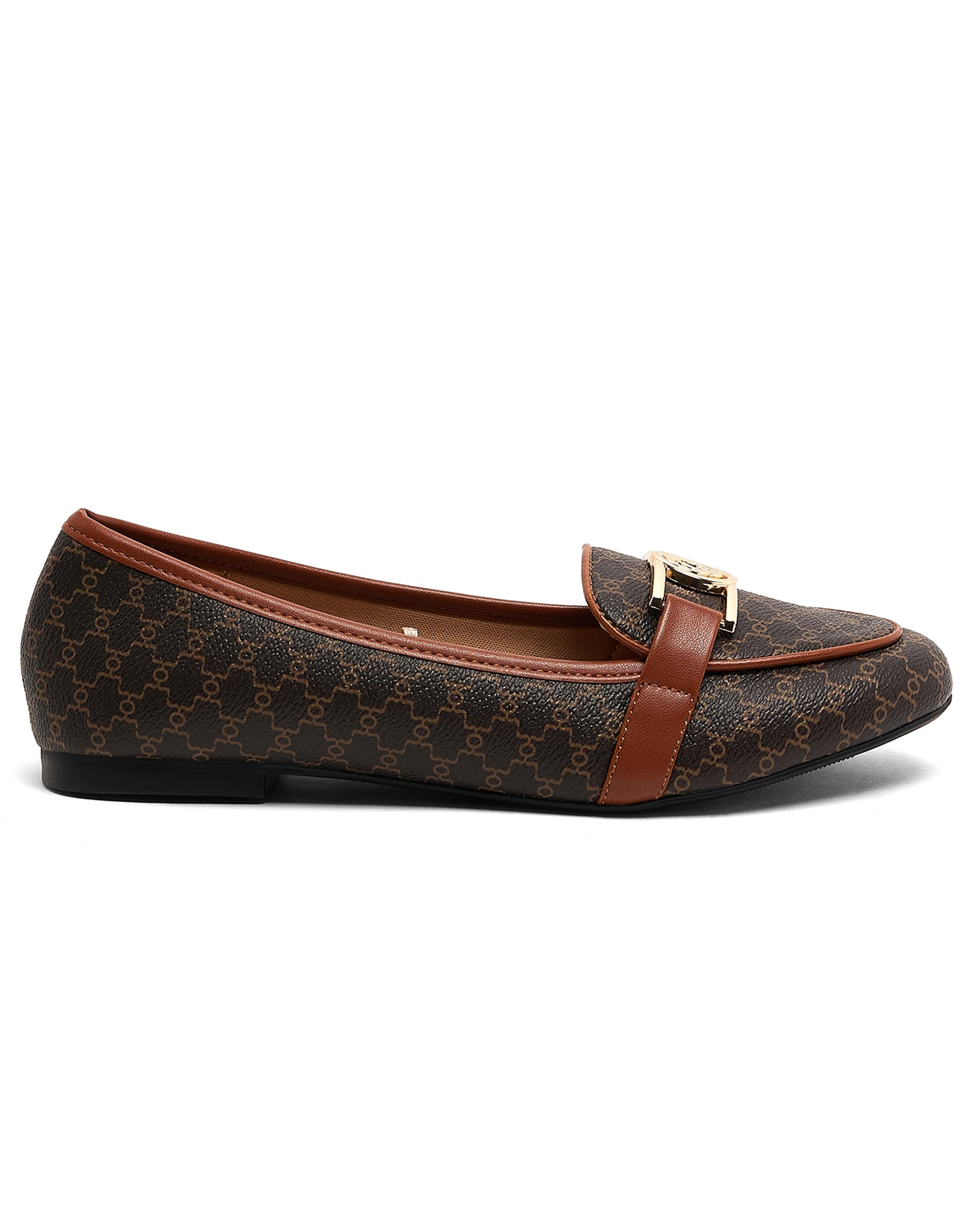 حذاء باليرينا بإكسسوار معدني