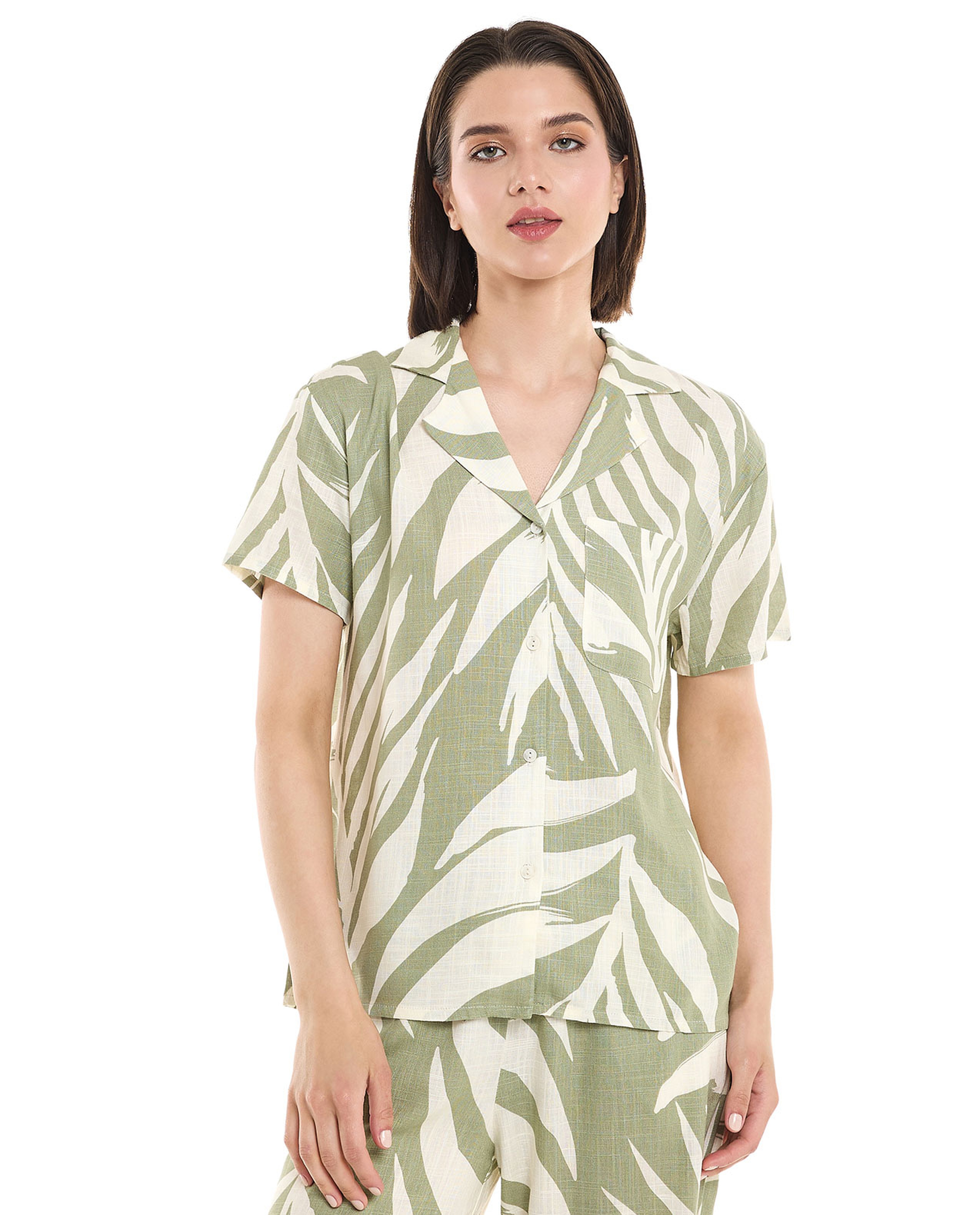 Patterned Shirt with Revere Collar and Short Sleeves