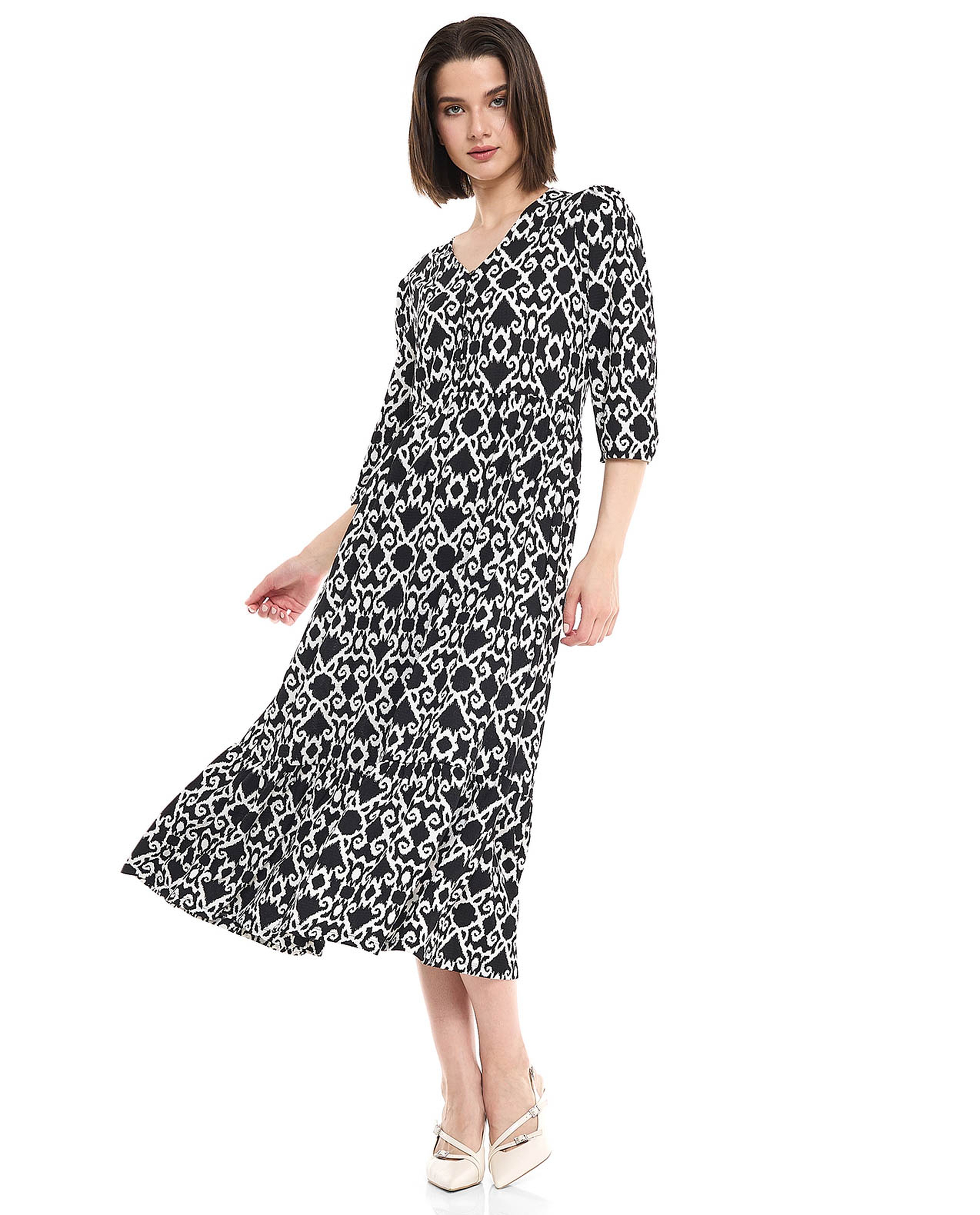 Printed Midi Dress with V-Neck and 3/4 Sleeves