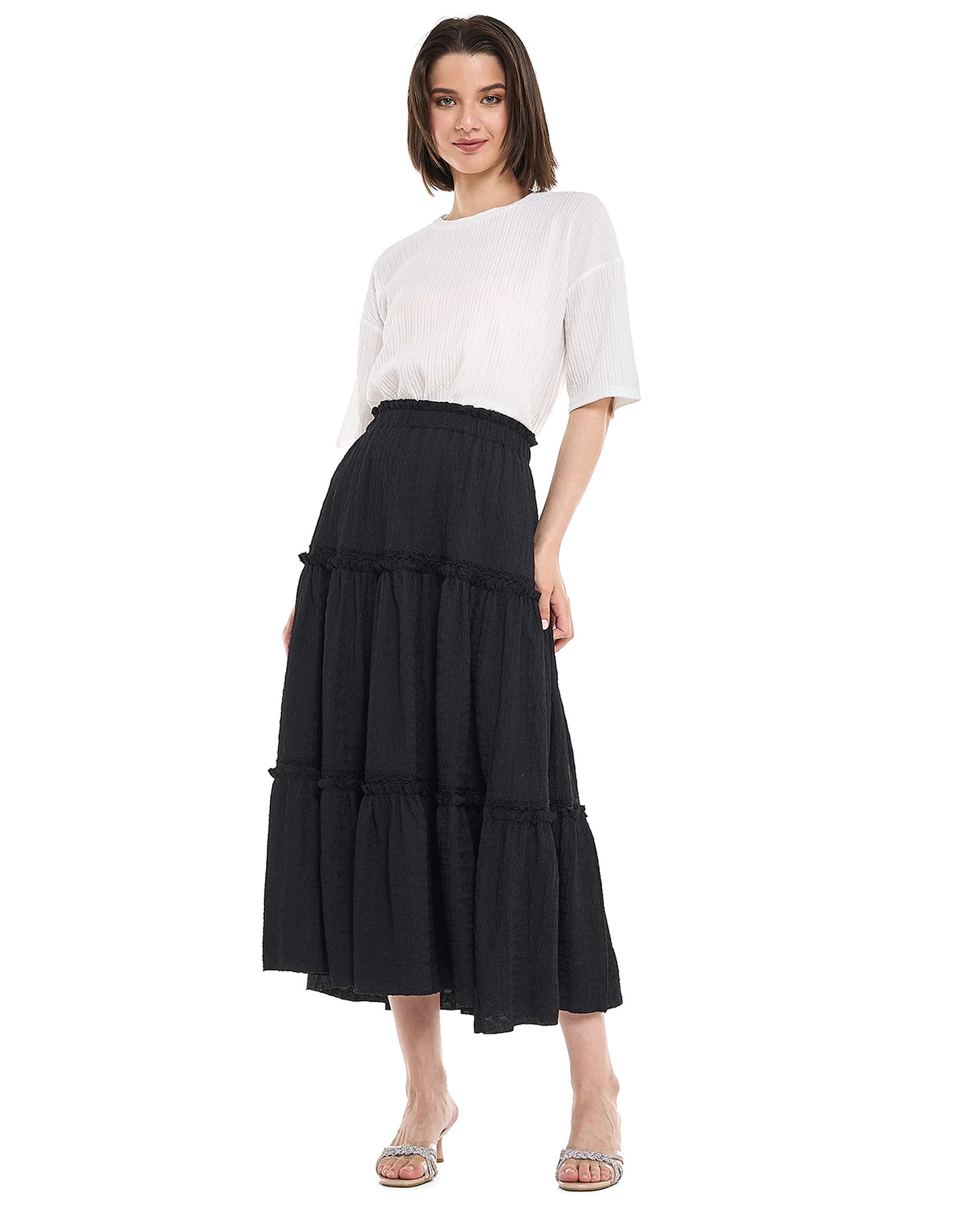 Textured Top with Crew Neck and Short Sleeves