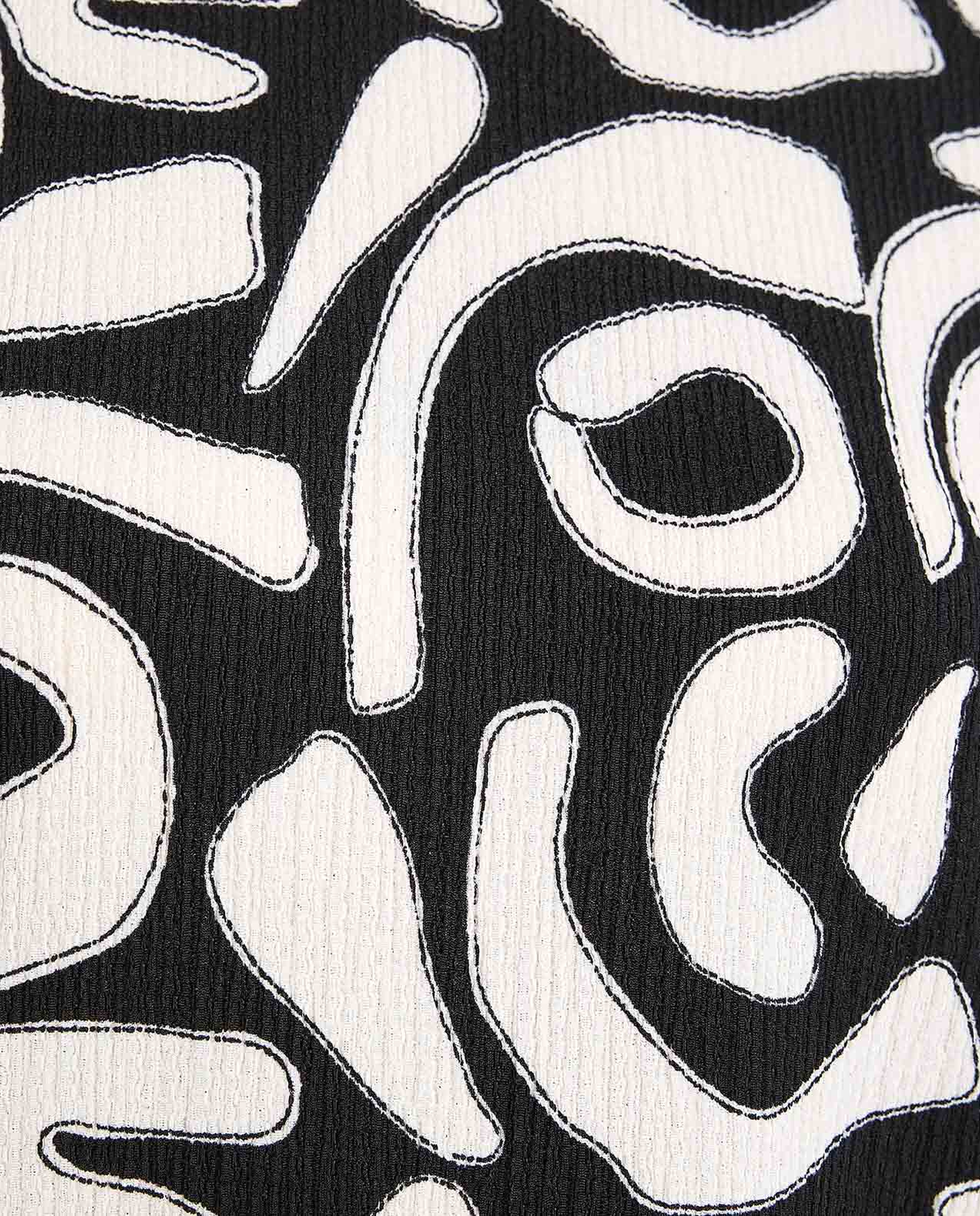 Patterned Tunic with Crew Neck and Long Sleeves