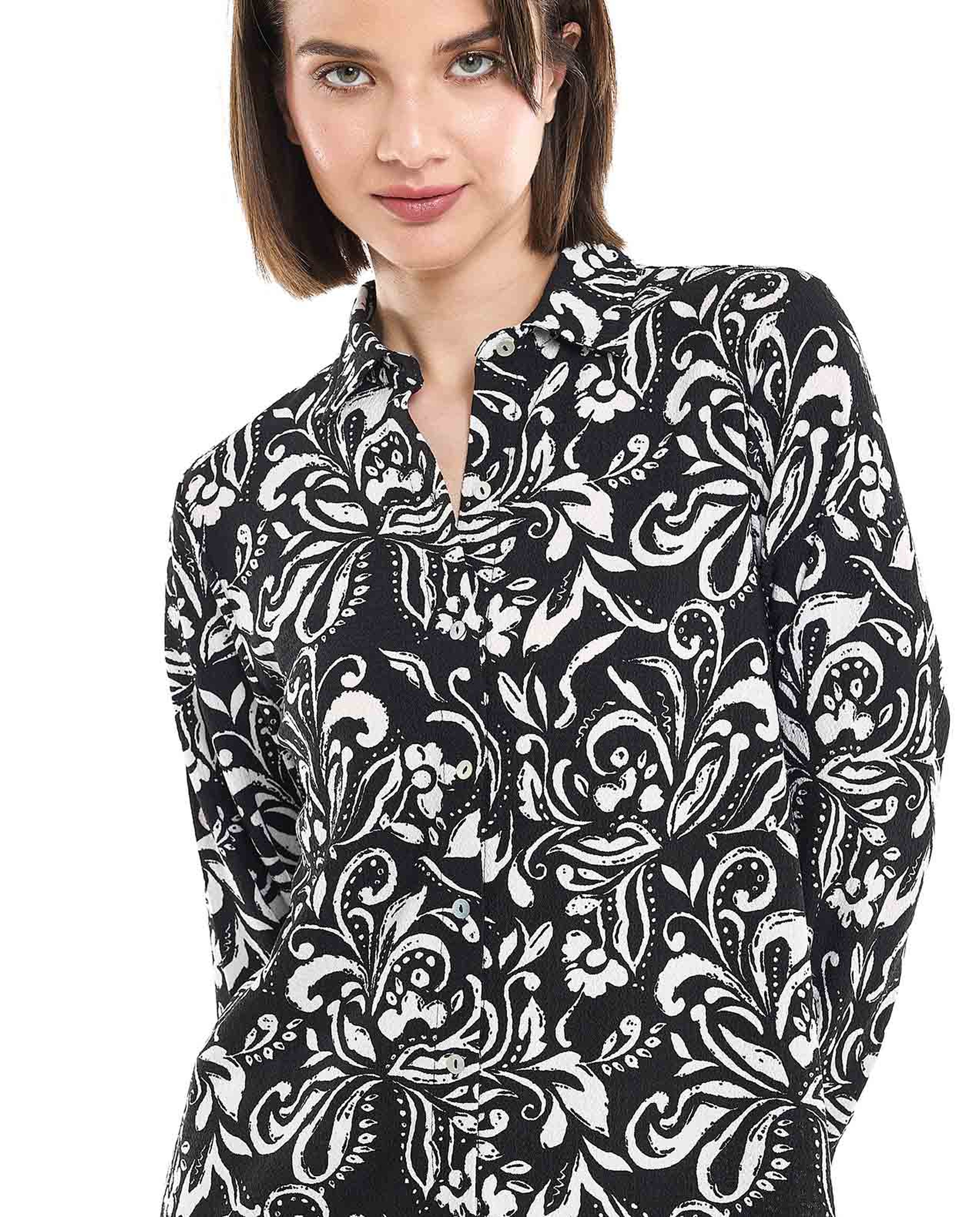 Patterned Tunic with Classic Collar and Long Sleeves