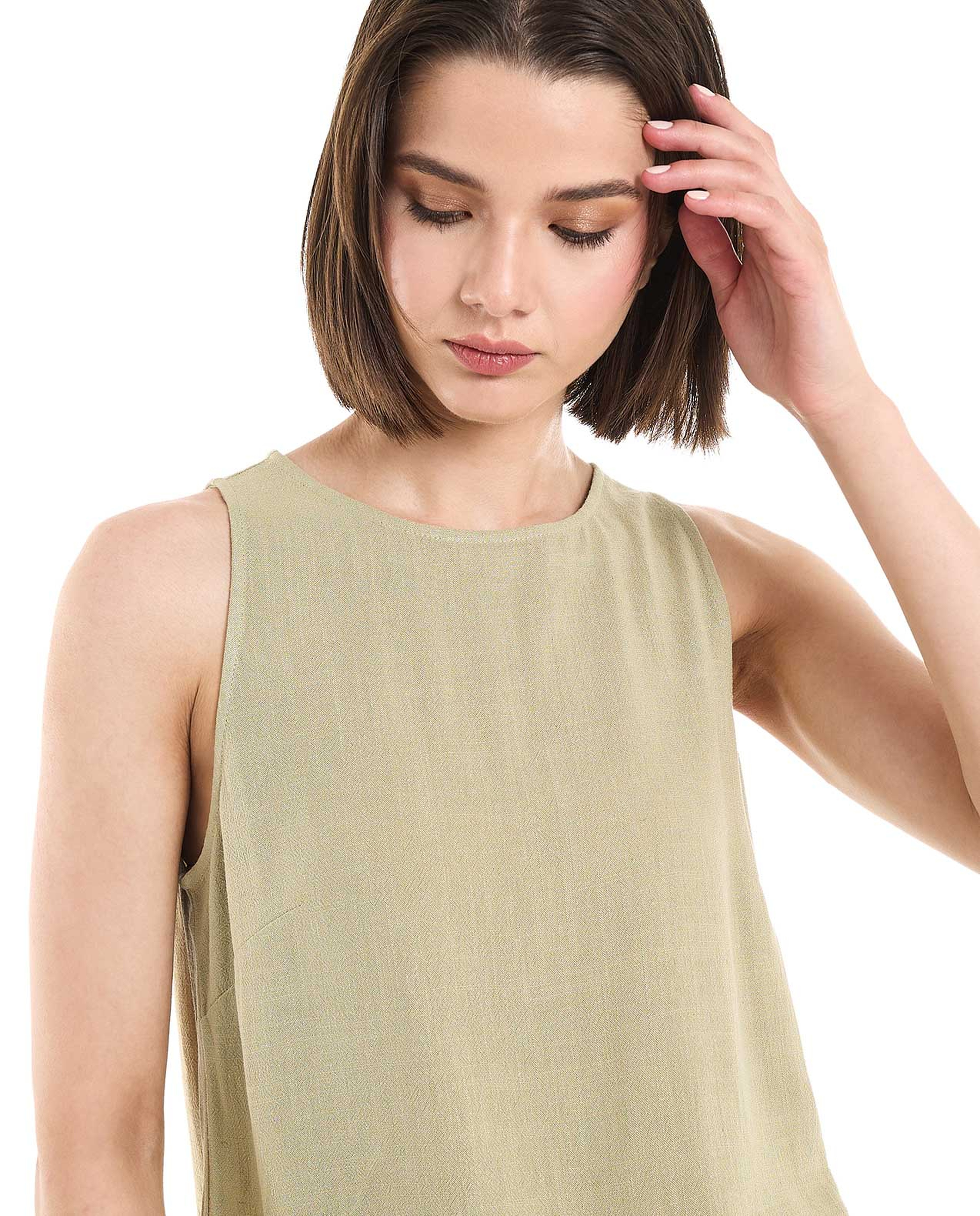 Solid Sleeveless Top with Crew Neck