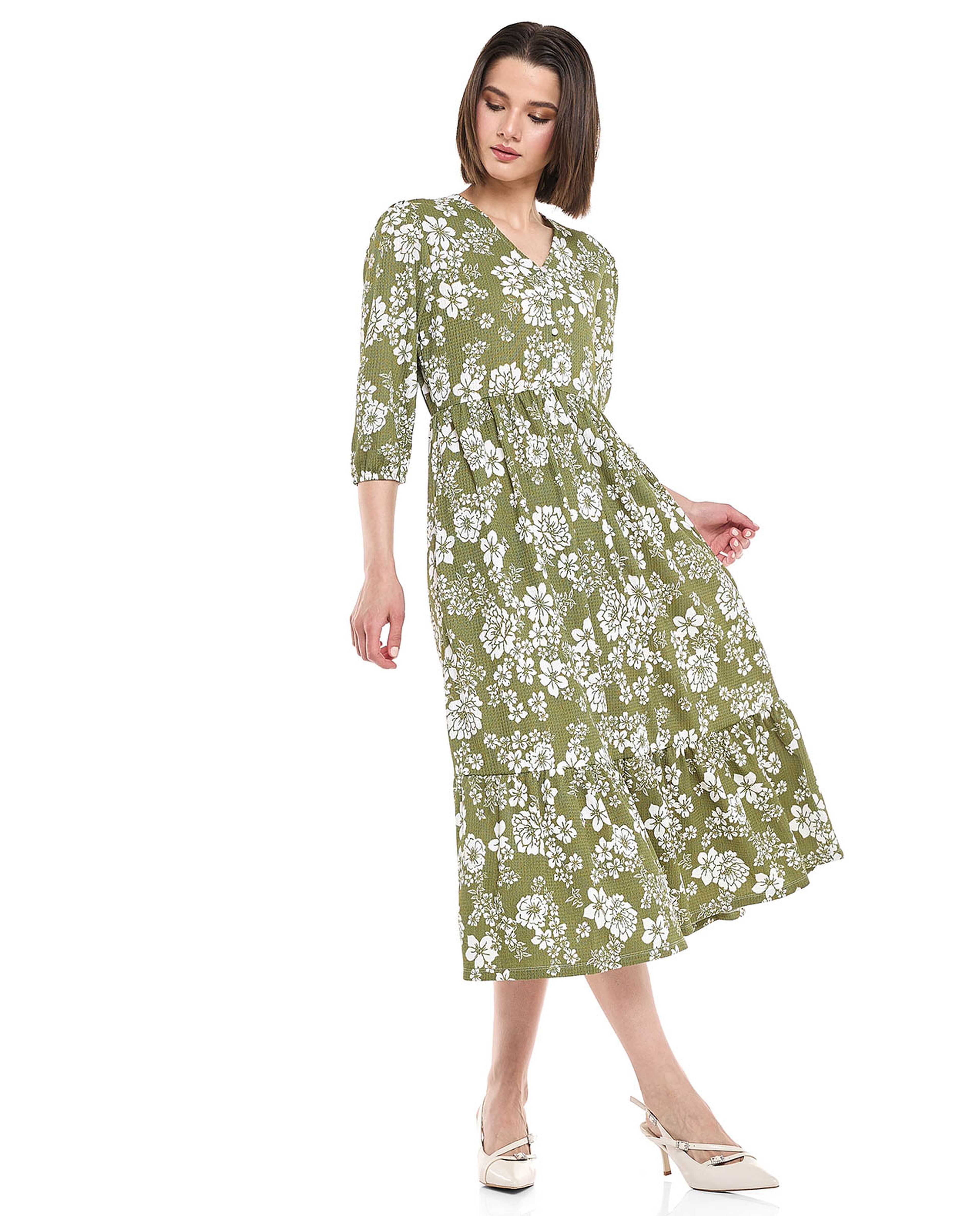 Floral Printed Midi Dress with V-Neck and 3/4 Sleeves