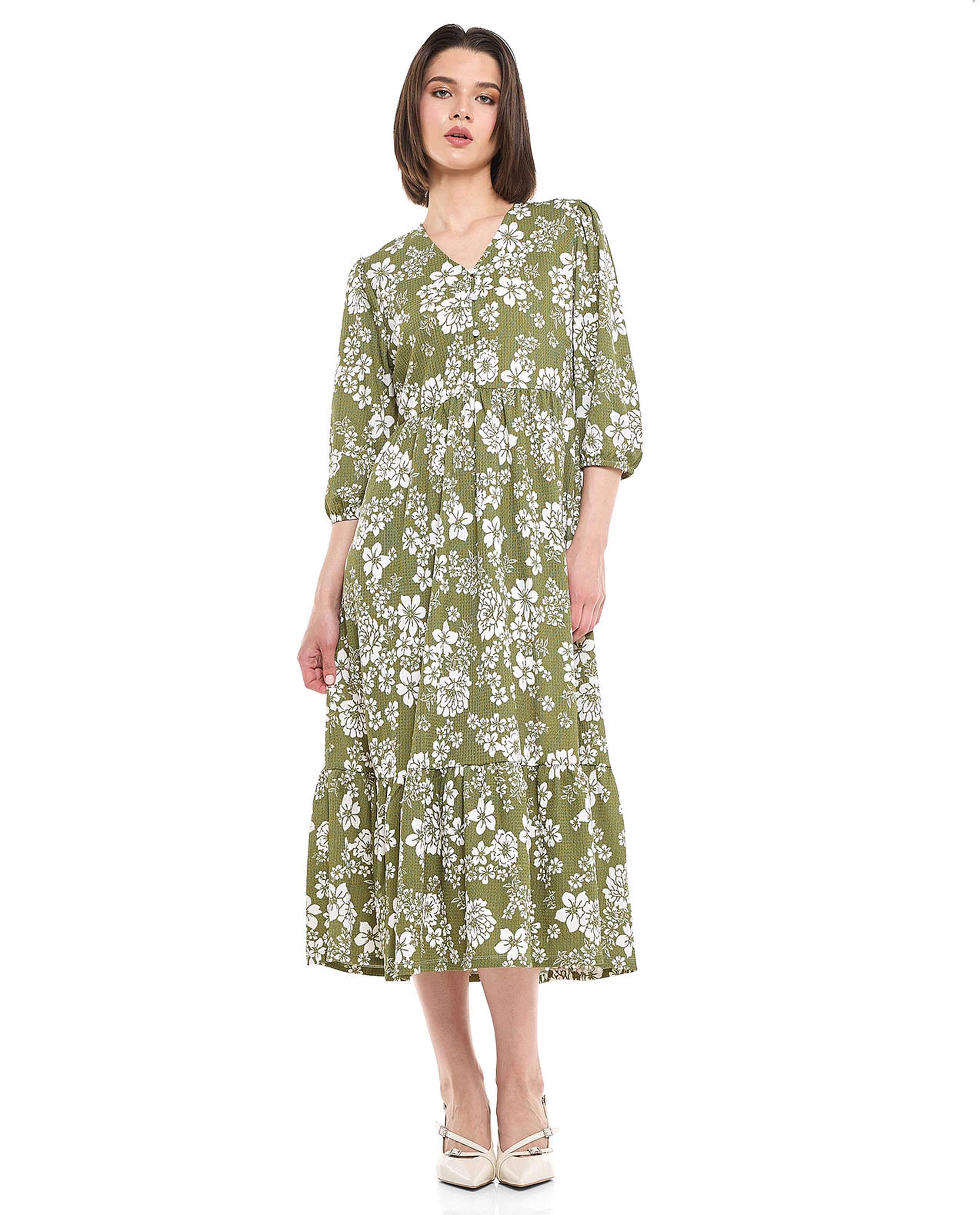 Floral Printed Midi Dress with V-Neck and 3/4 Sleeves