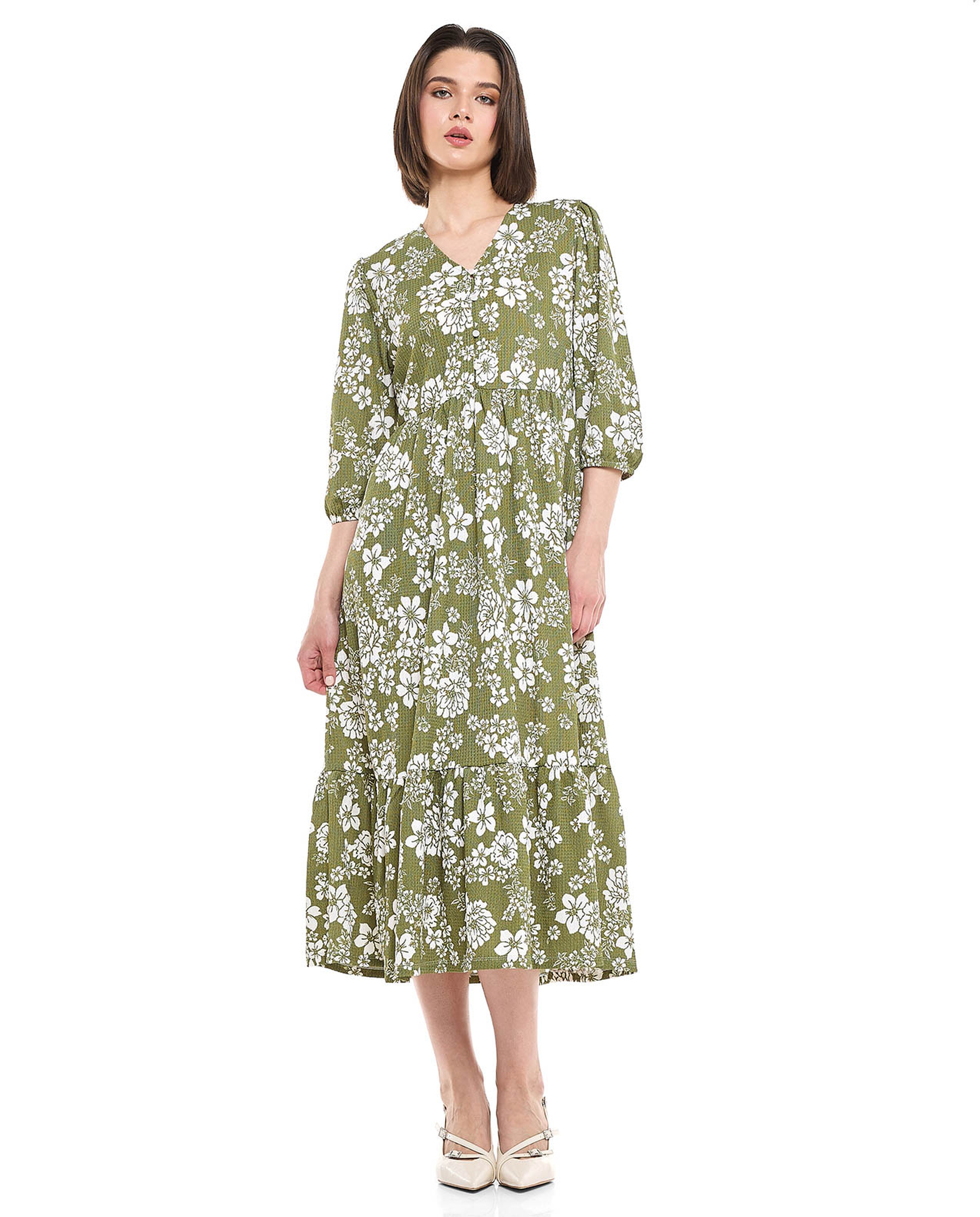 Floral Printed Midi Dress with V-Neck and 3/4 Sleeves
