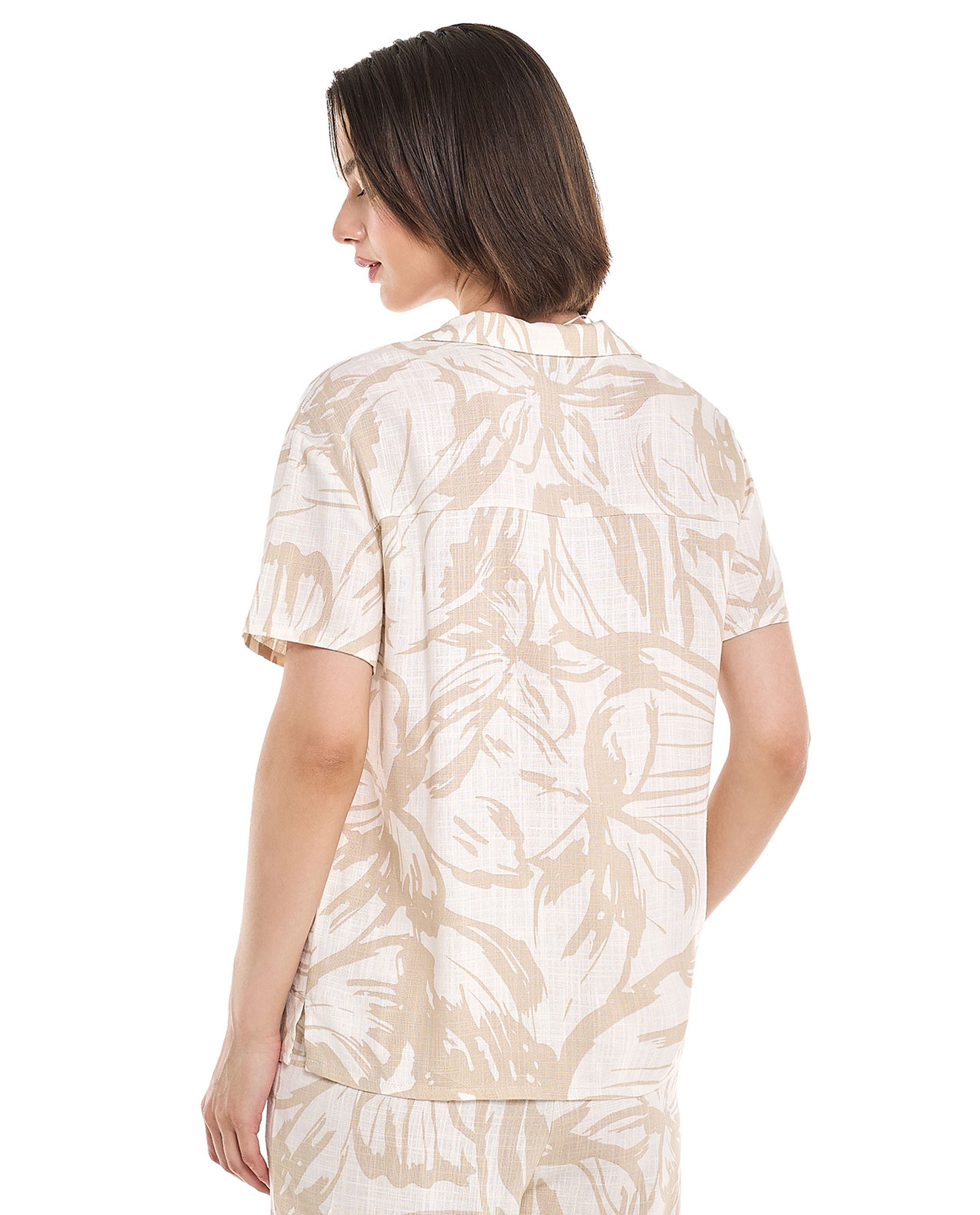 Patterned Shirt with Revere Collar and Short Sleeves