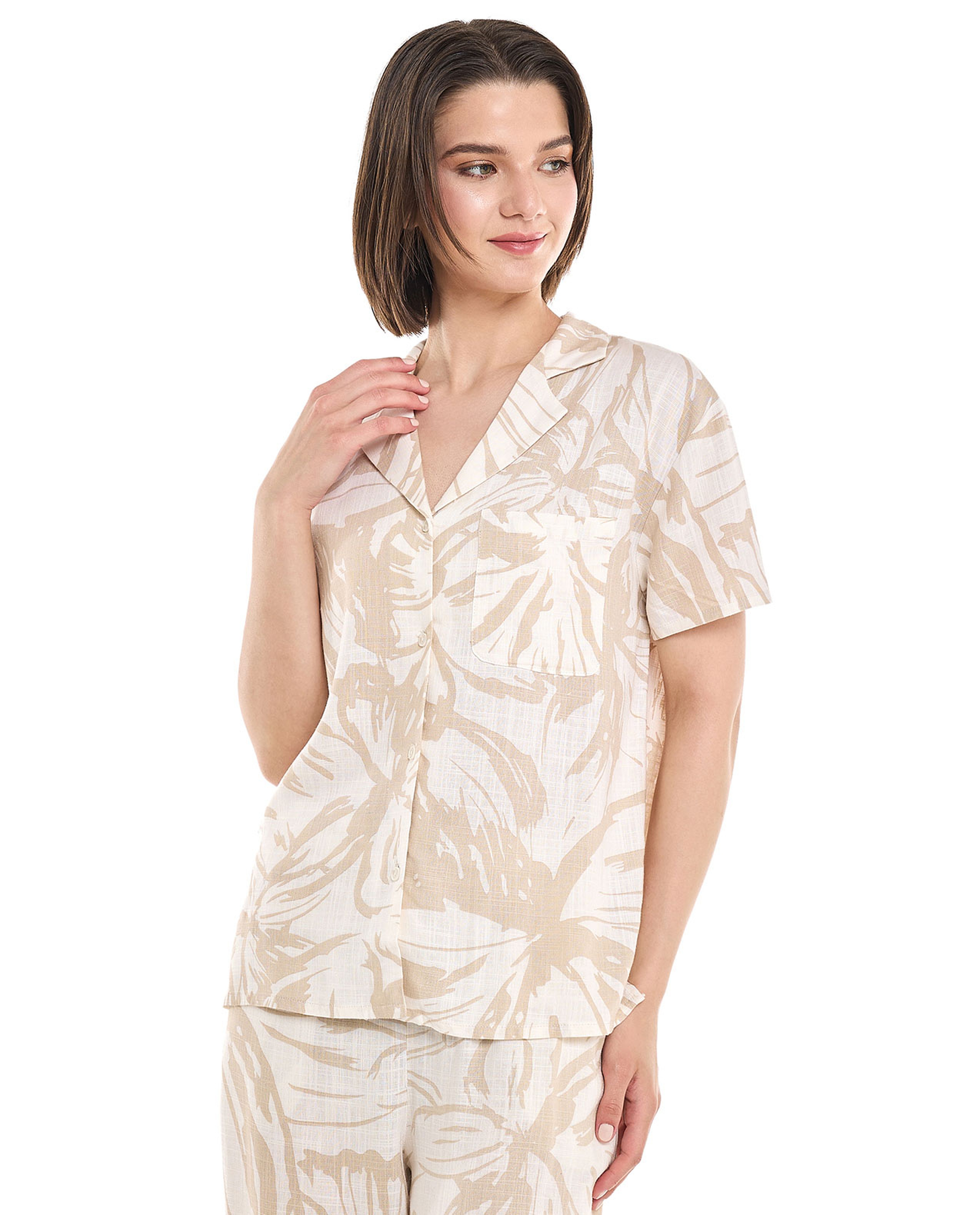 Patterned Shirt with Revere Collar and Short Sleeves