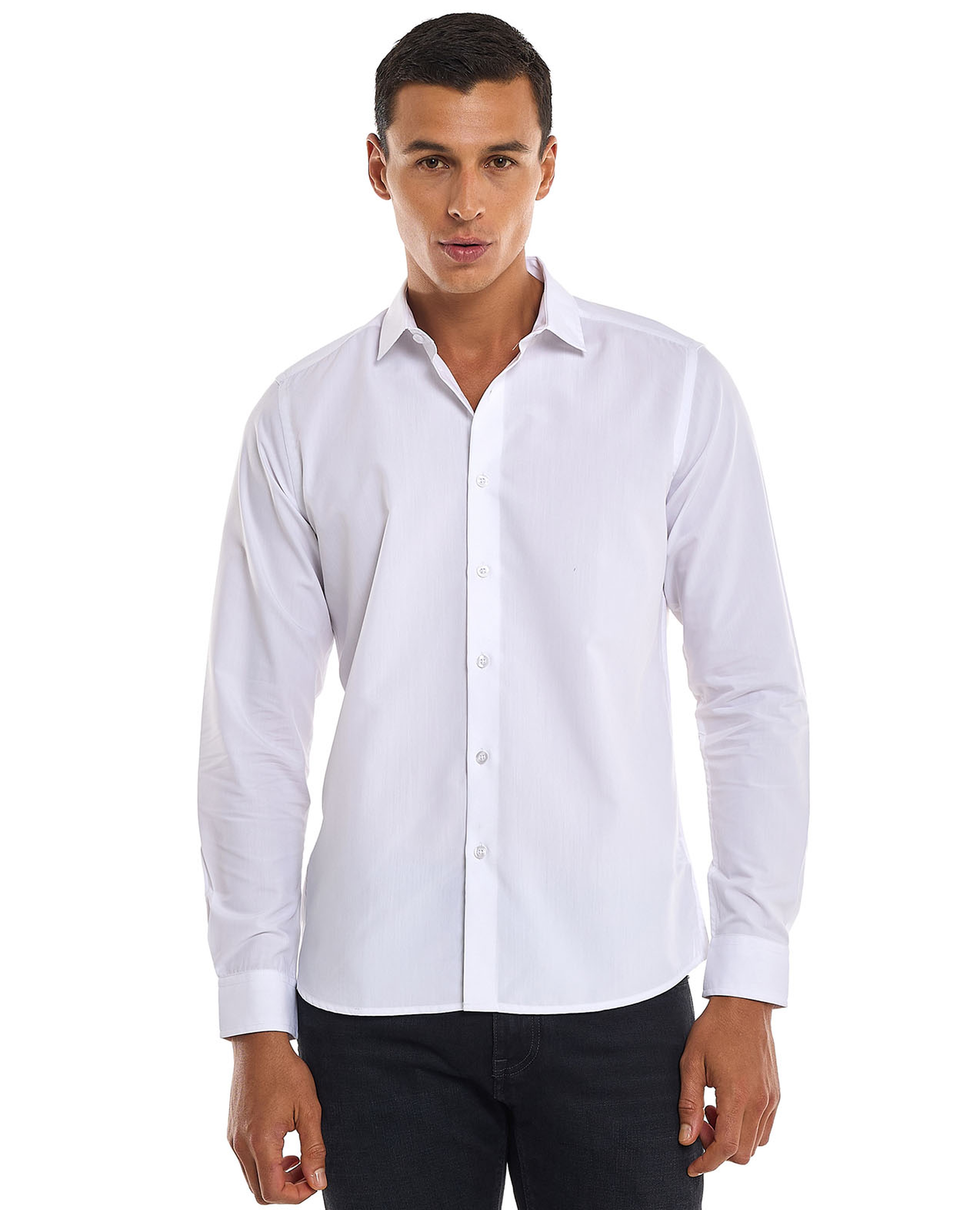 قميص سادة بياقة كلاسيكية وأكمام طويلة