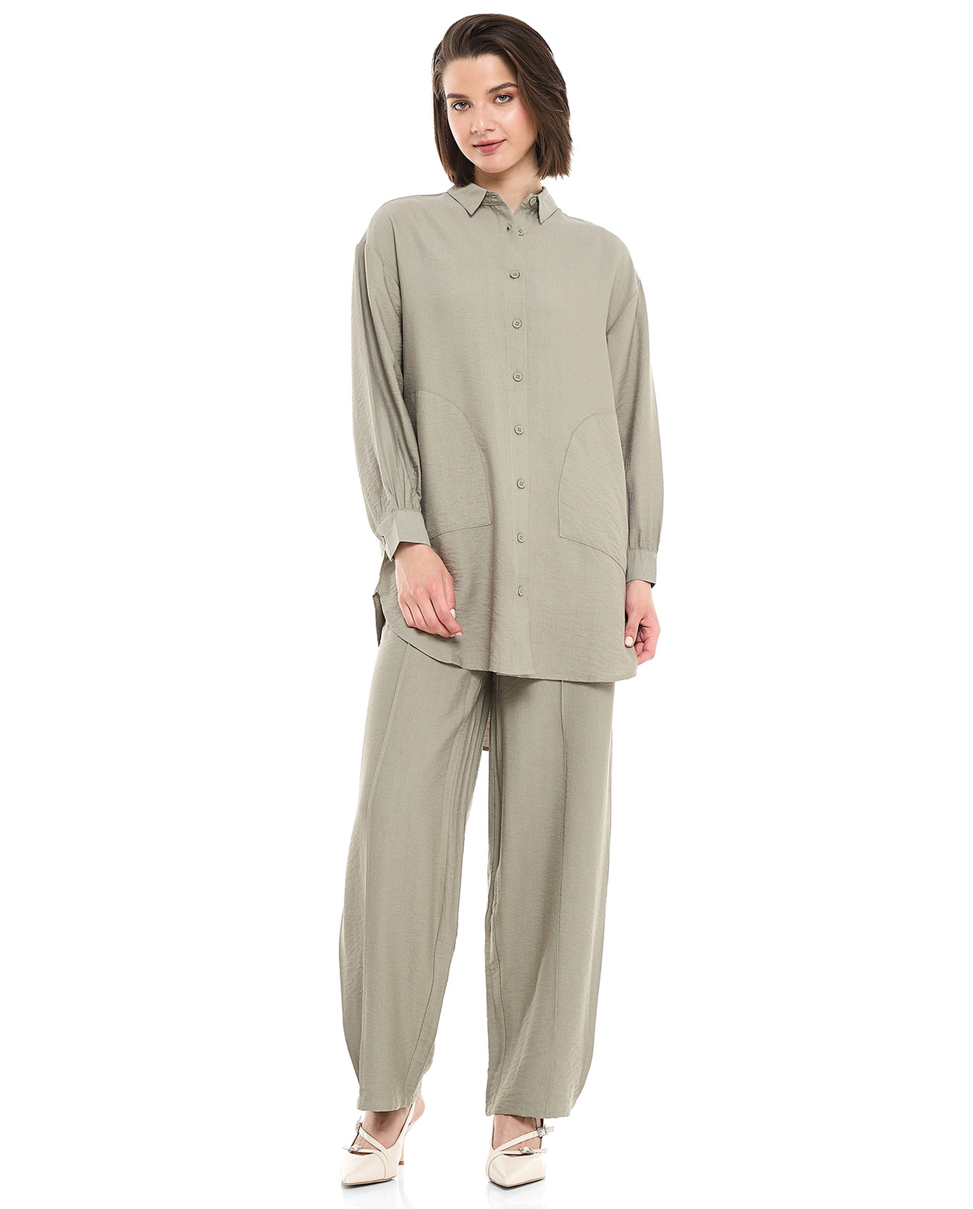 Crinkled Tunic with Classic Collar and Long Sleeves