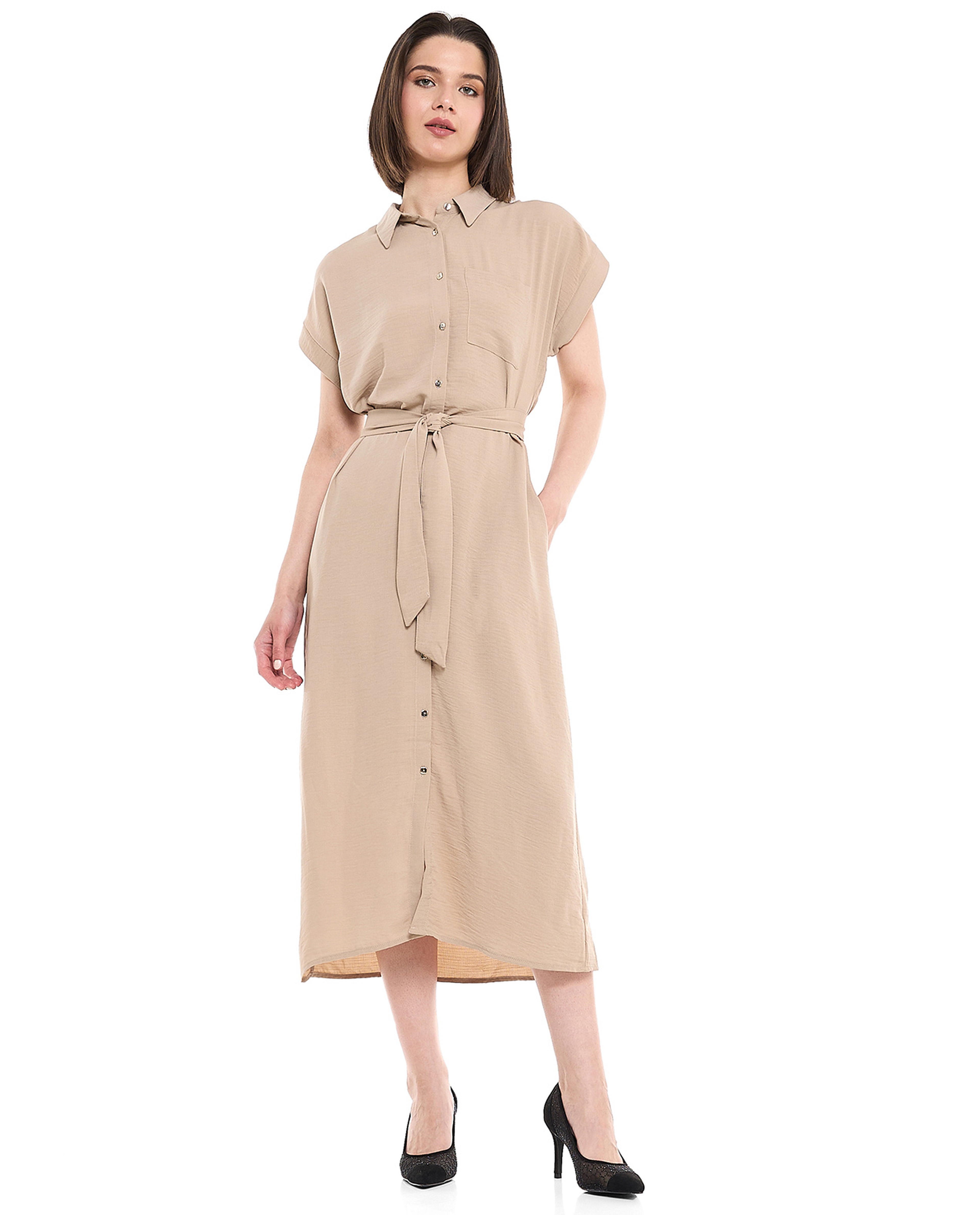 Belted Shirt Dress with Classic Collar and Short Sleeves