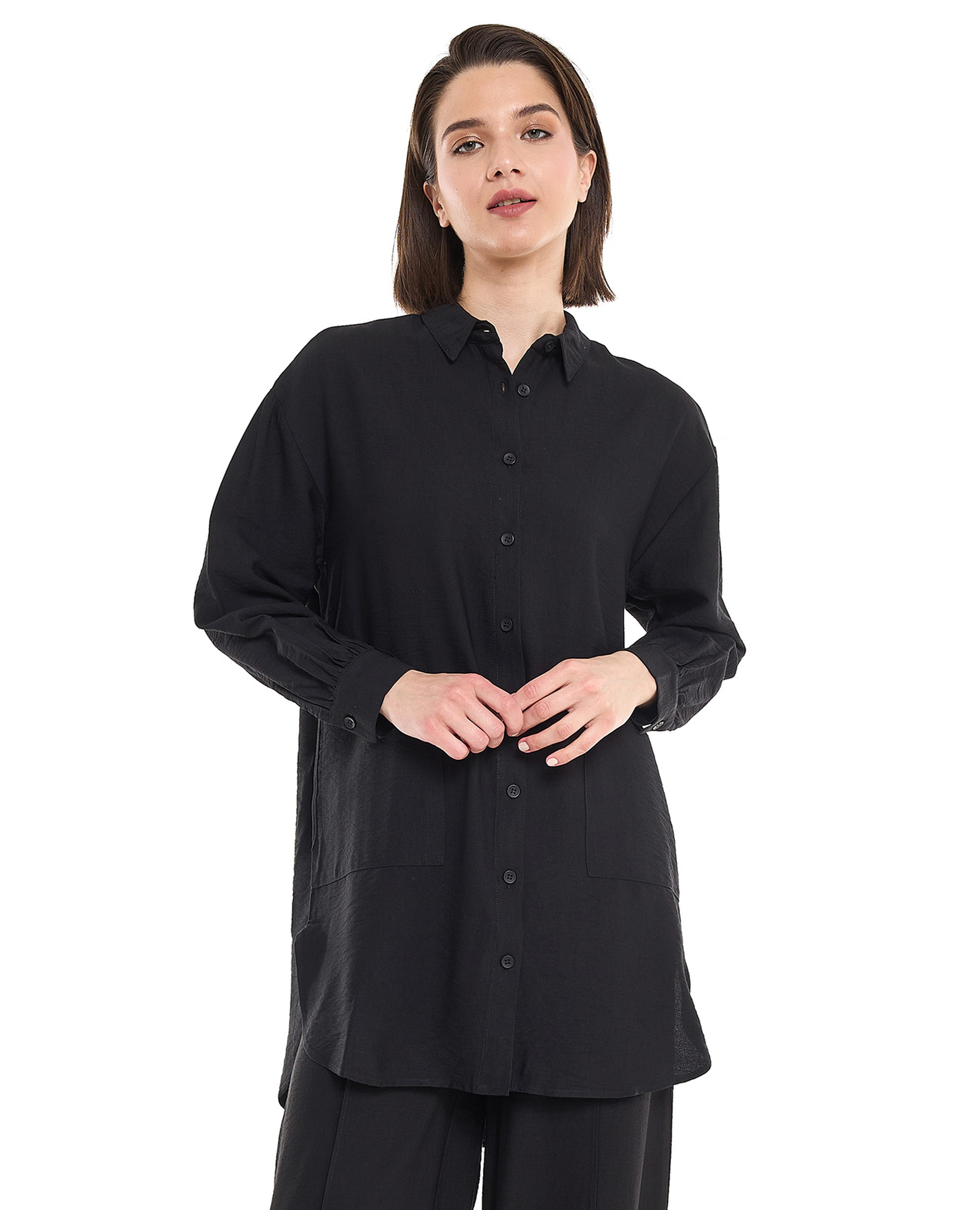 تونيك بياقة كلاسيكية وأكمام طويلة