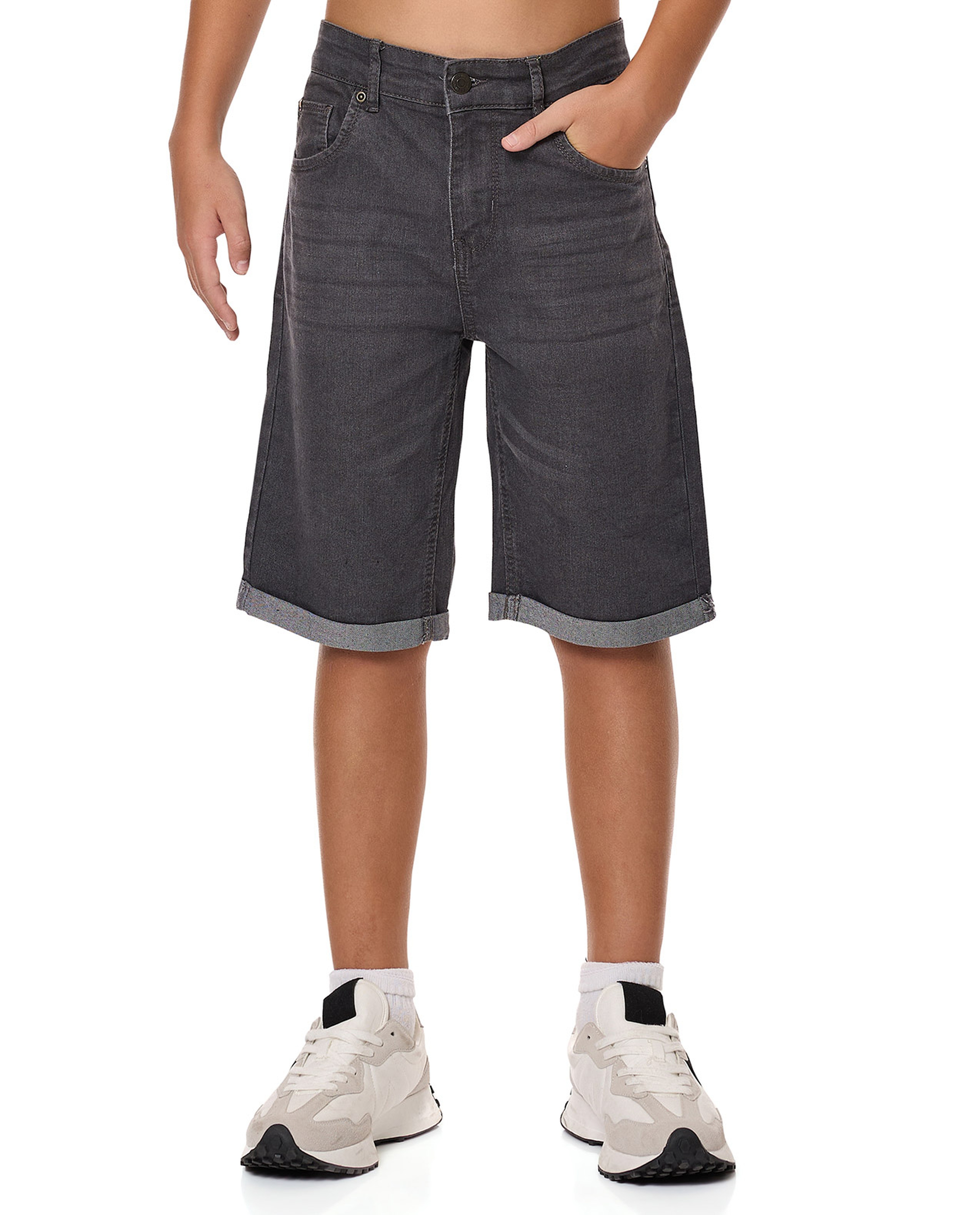 شورت دينيم  بأزرار