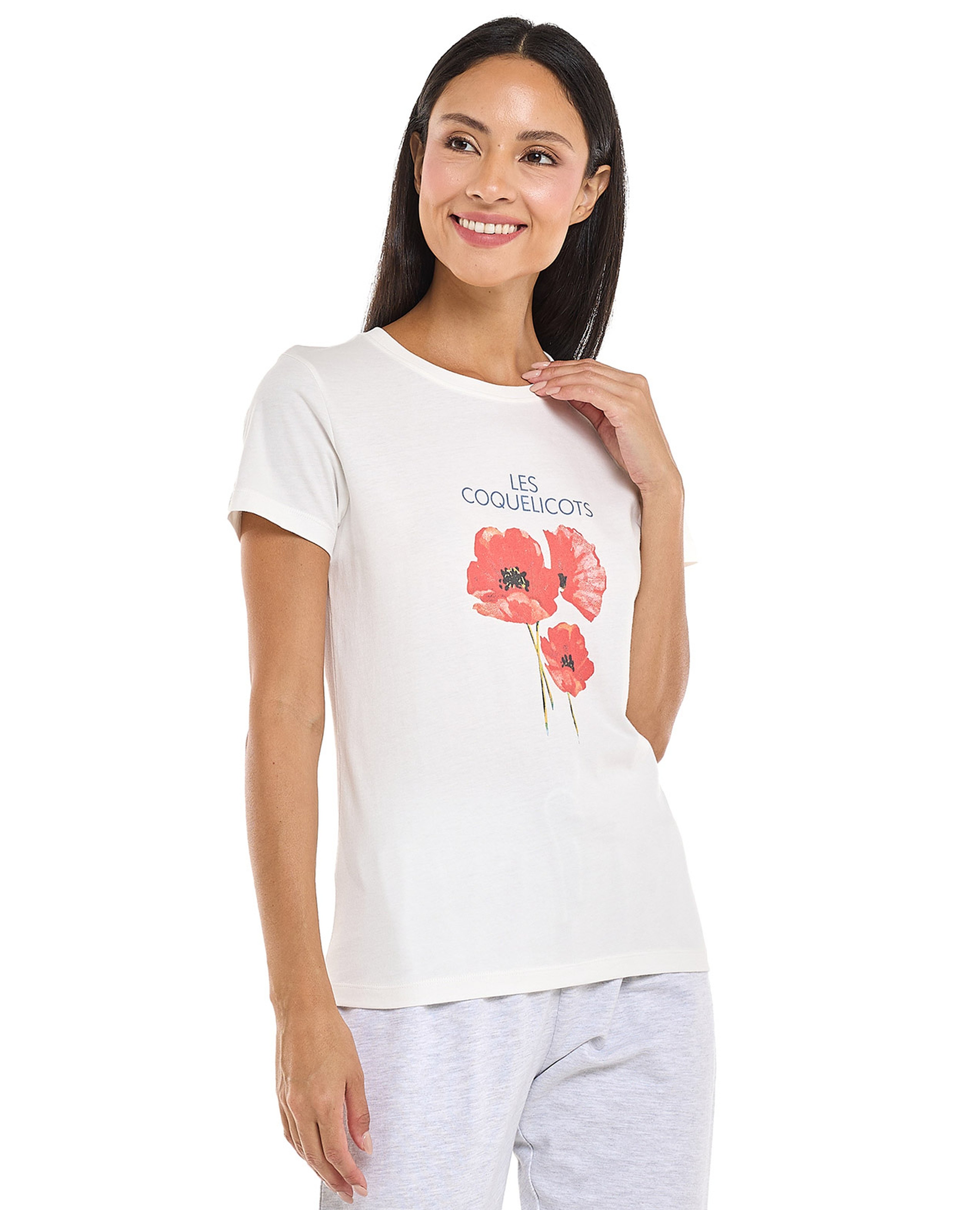 تيشيرت بطبعة بياقة مستديرة وأكمام قصيرة