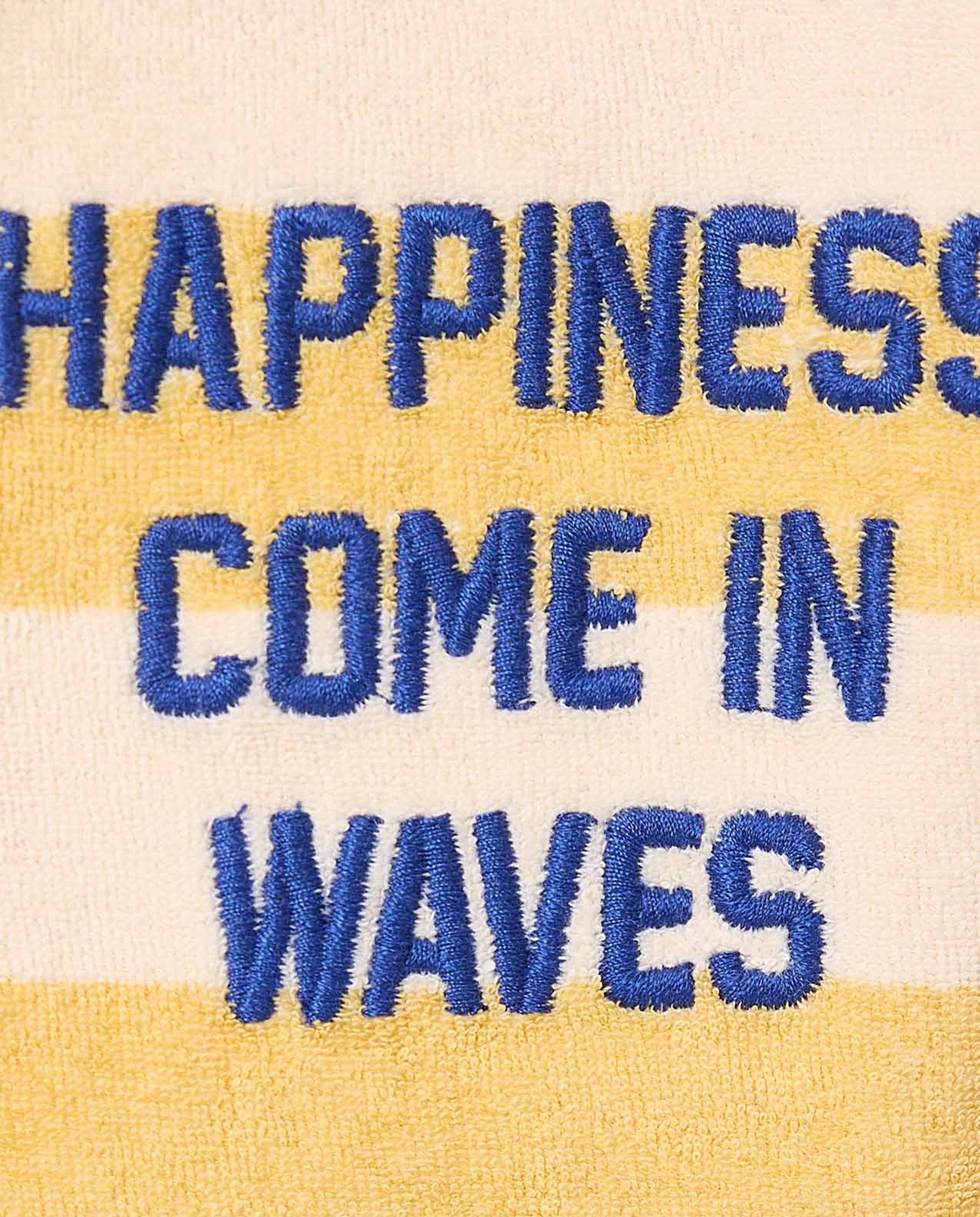 تيشيرت بولو بألوان متناسقة وأكمام قصيرة