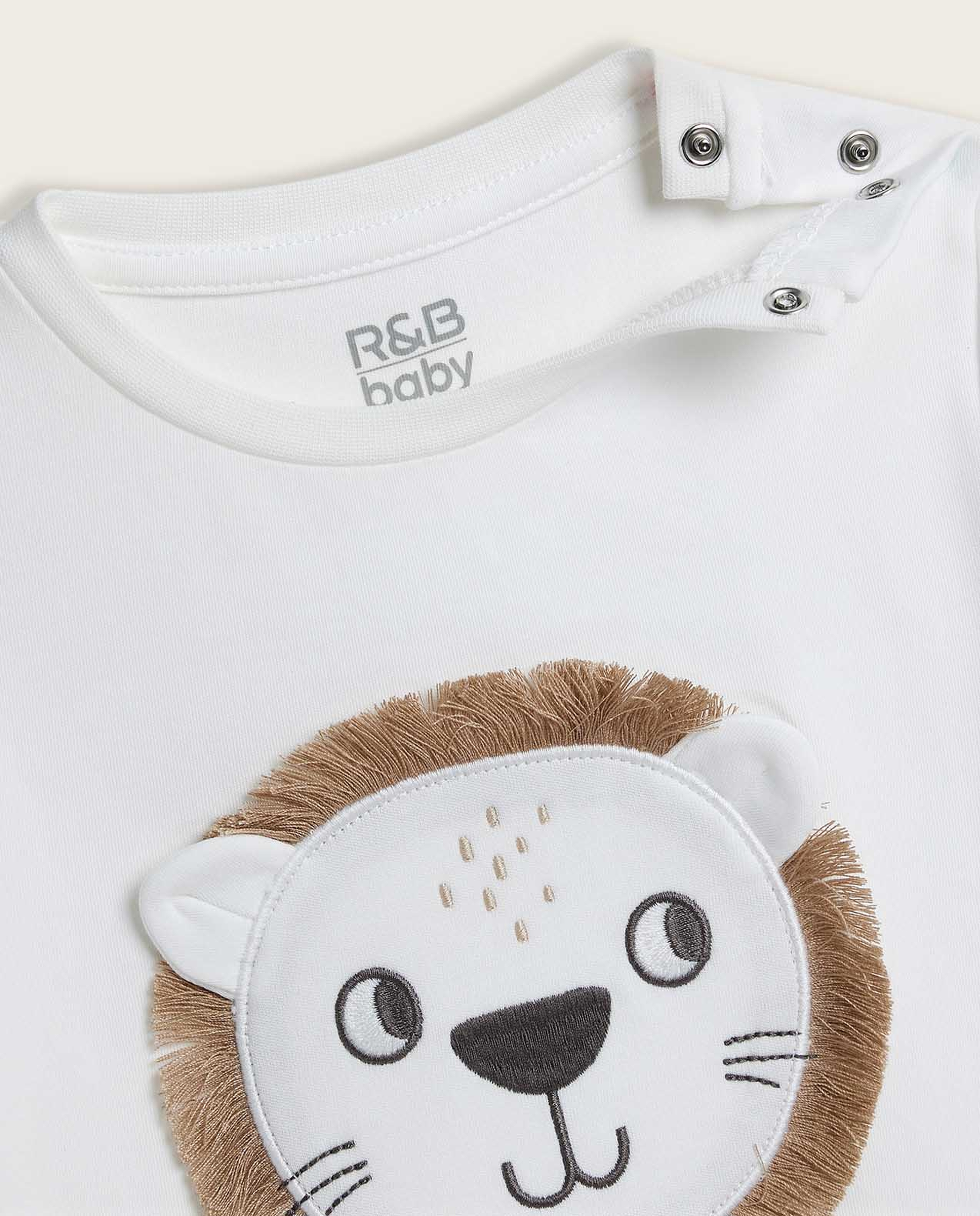 Appliqued T-Shirt and Joggers Set