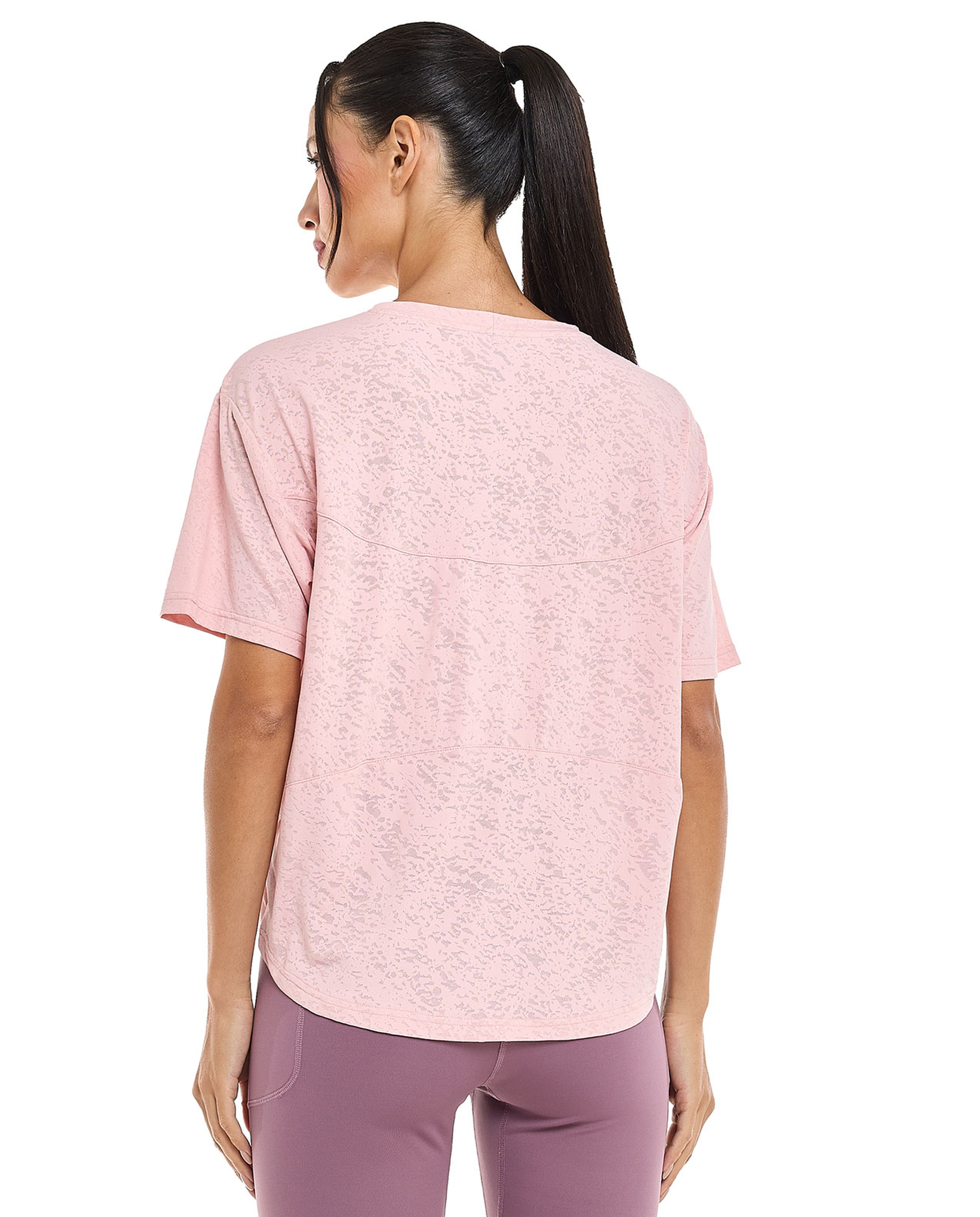 Patterned Active T-Shirt with Crew Neck and Short Sleeves
