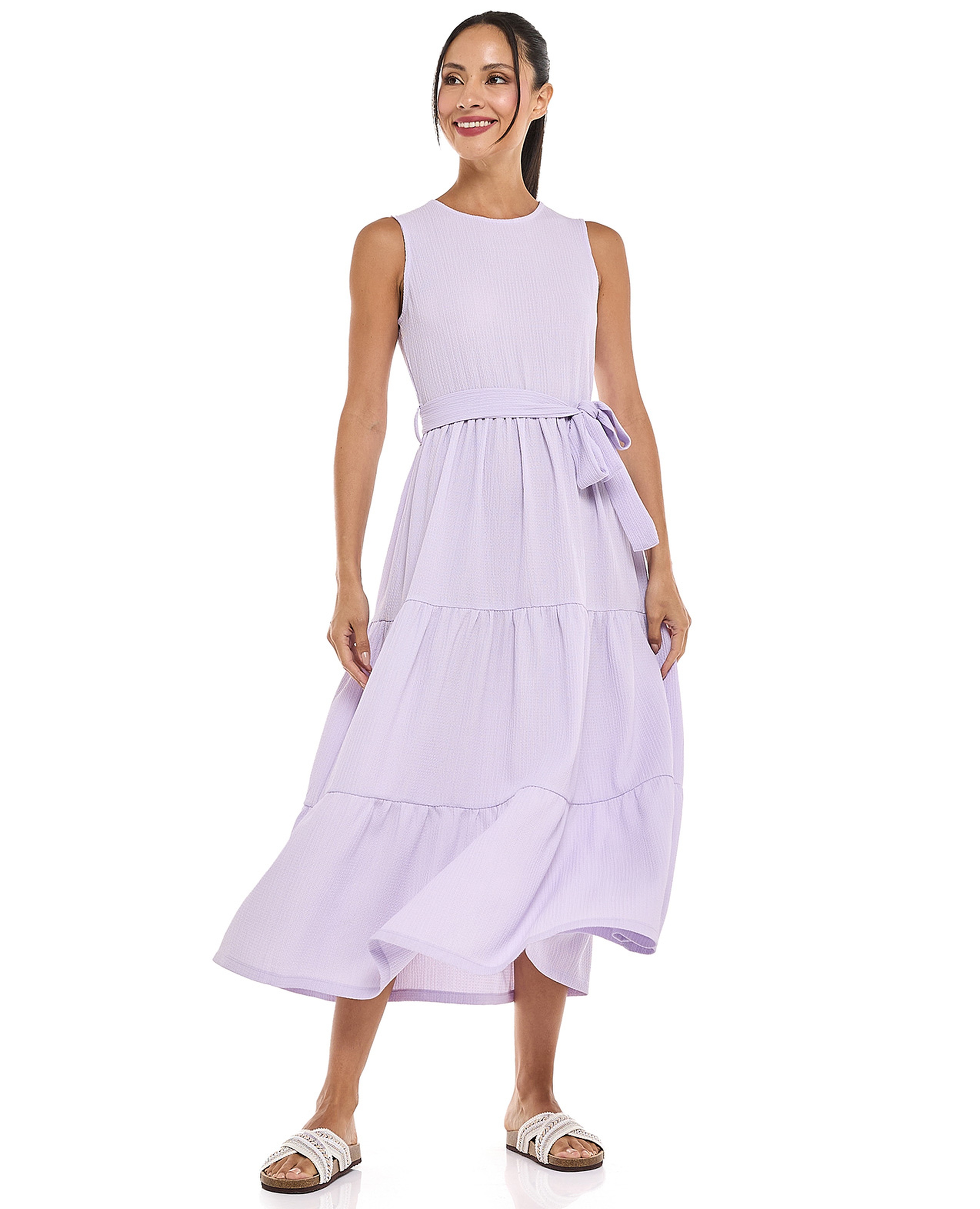 فستان بطبقات بدون أكمام بياقة مستديرة