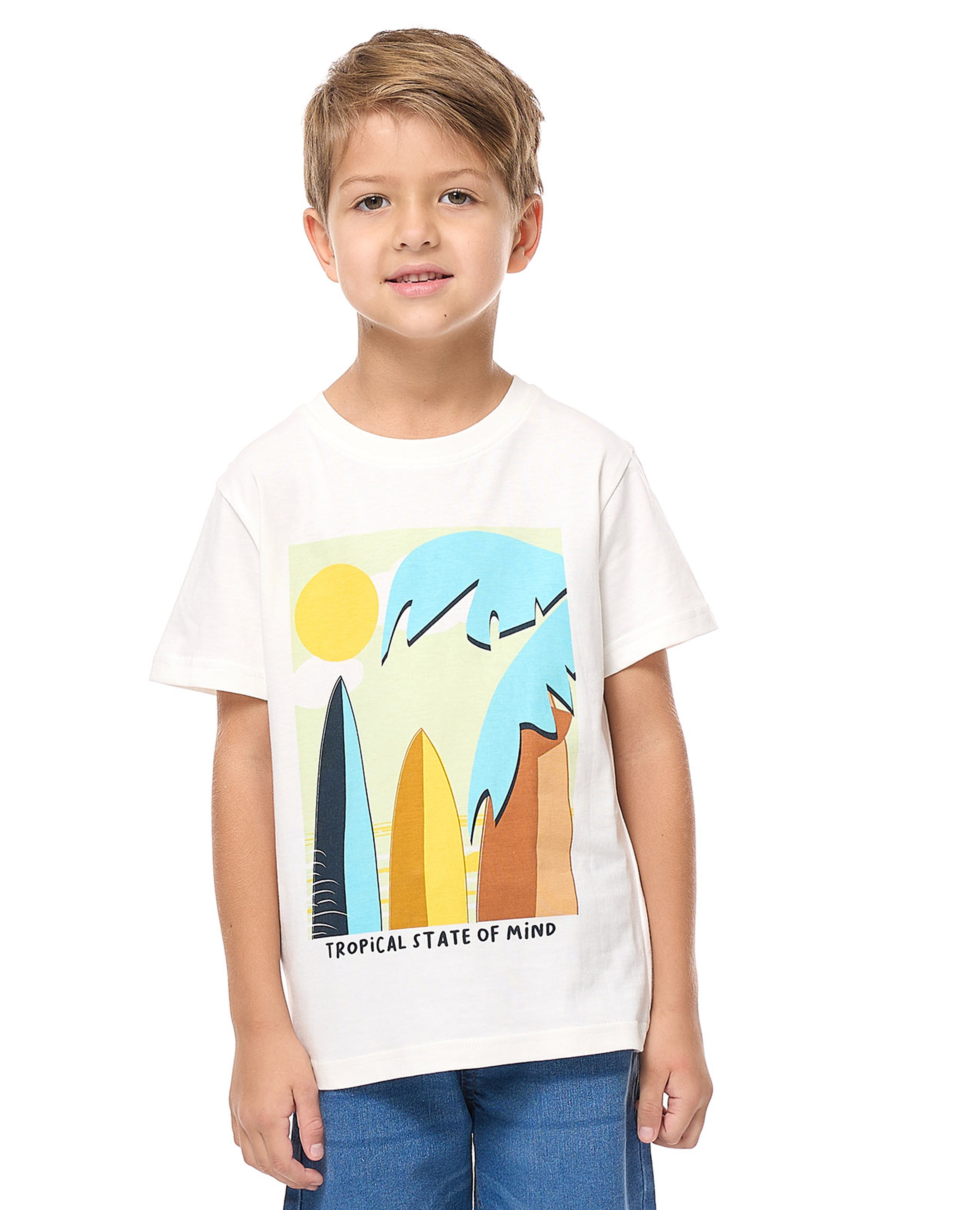 تيشيرت بطبعة بياقة مستديرة وأكمام قصيرة