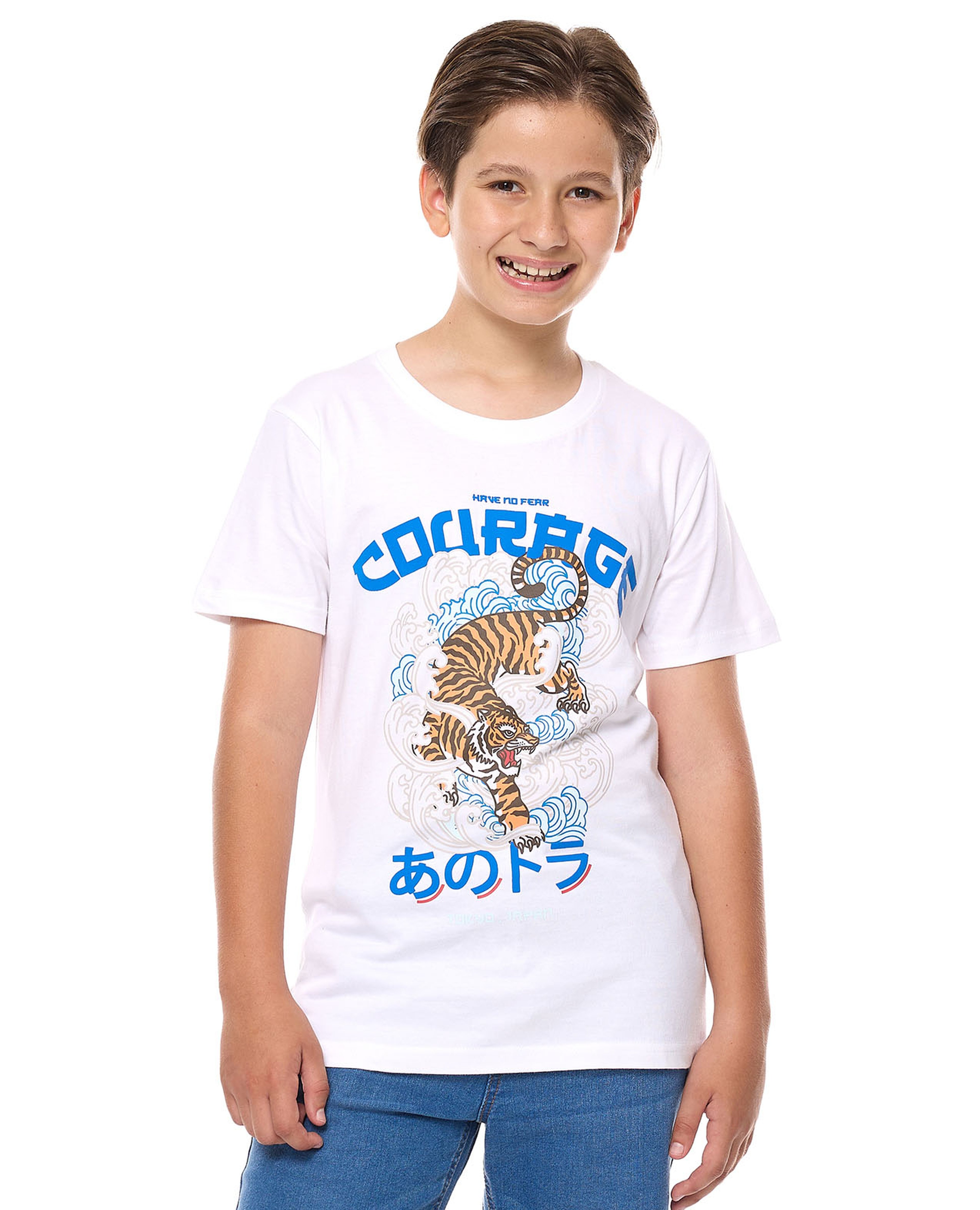 تيشيرت بطبعة بياقة مستديرة وأكمام قصيرة