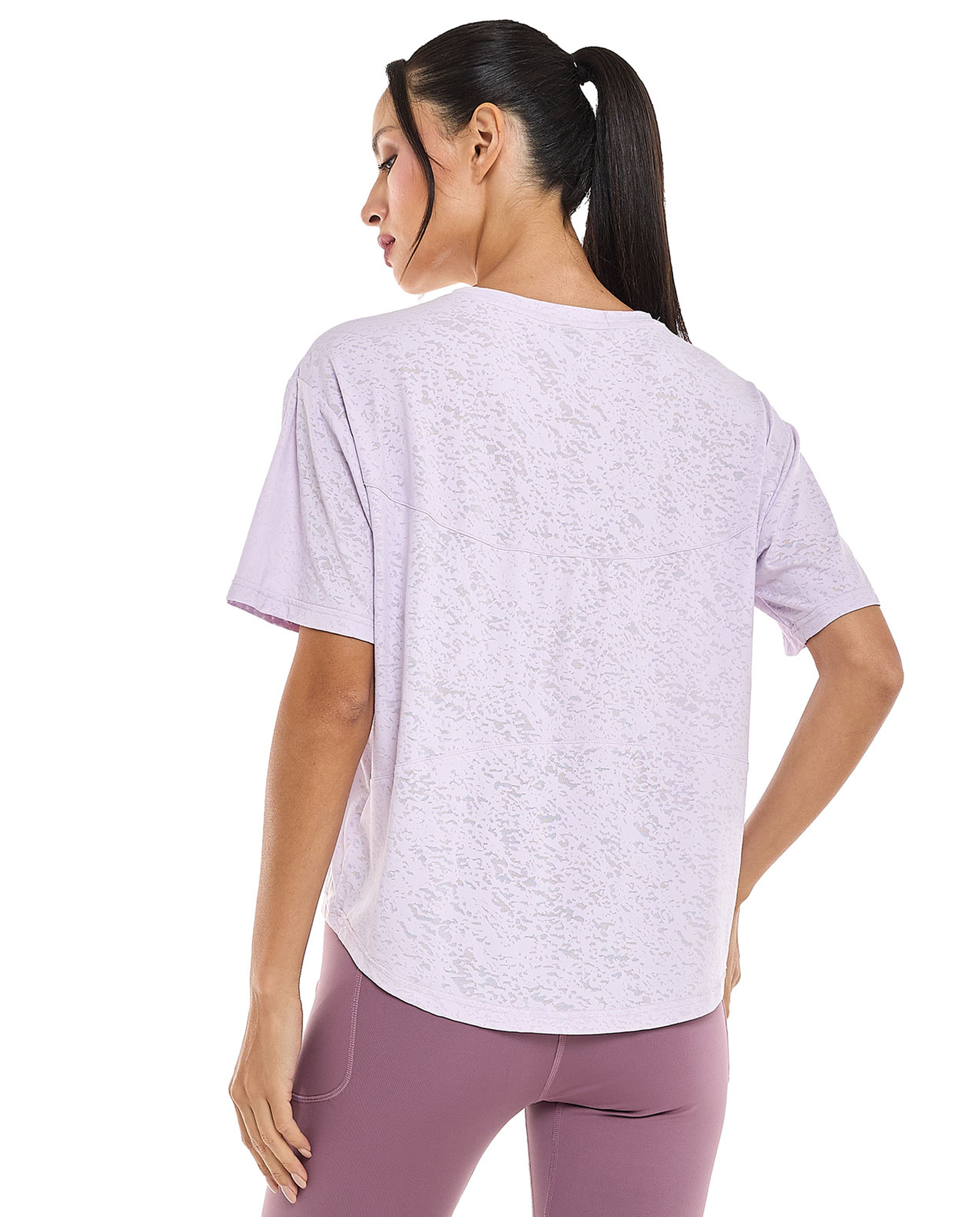 Patterned Active T-Shirt with Crew Neck and Short Sleeves