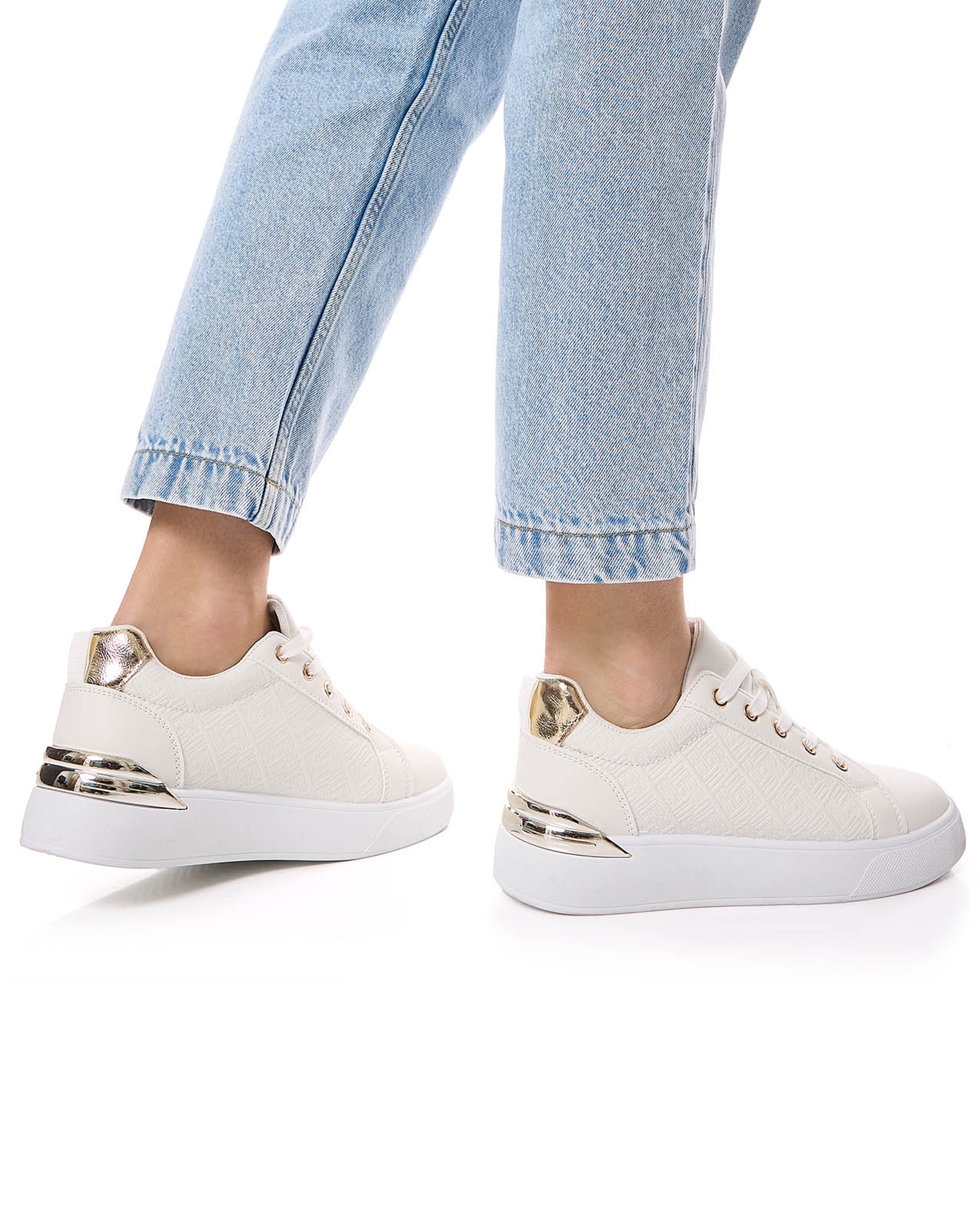 Color Block Lace Up Sneakers