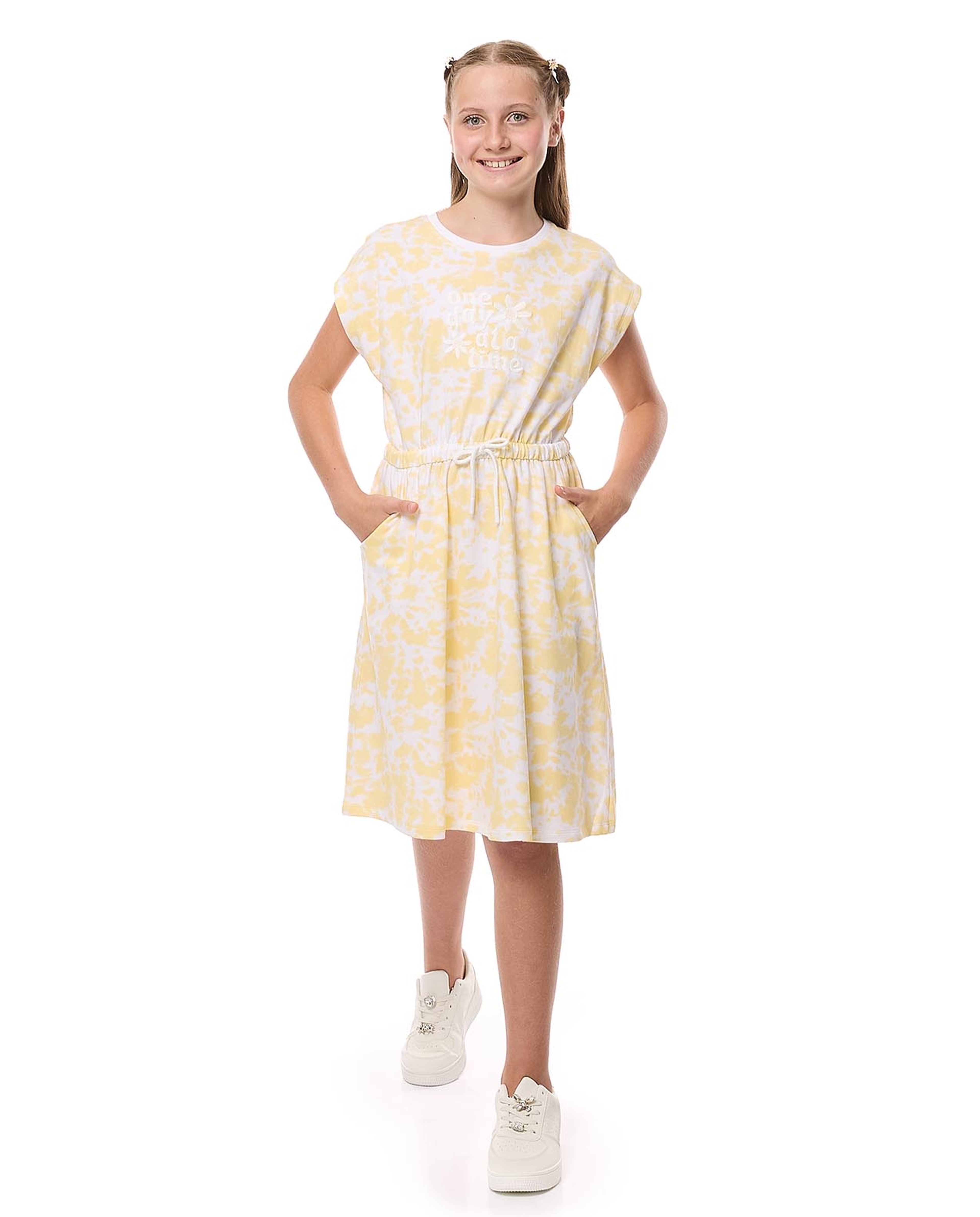 Patterned Dress with Crew Neck and Short Sleeves